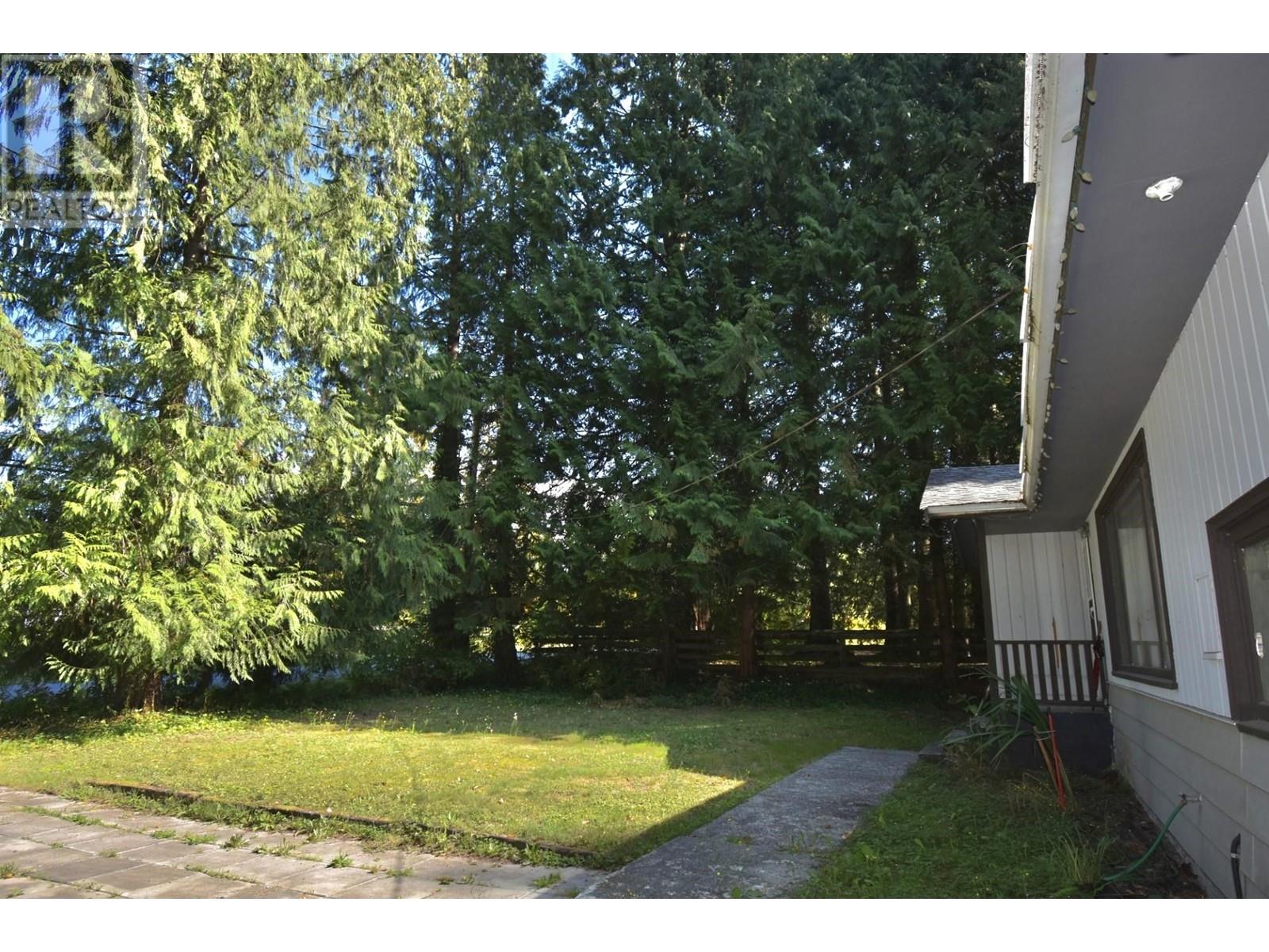 25298 124 Avenue, Maple Ridge, British Columbia  V4R 1T9 - Photo 3 - R2813427