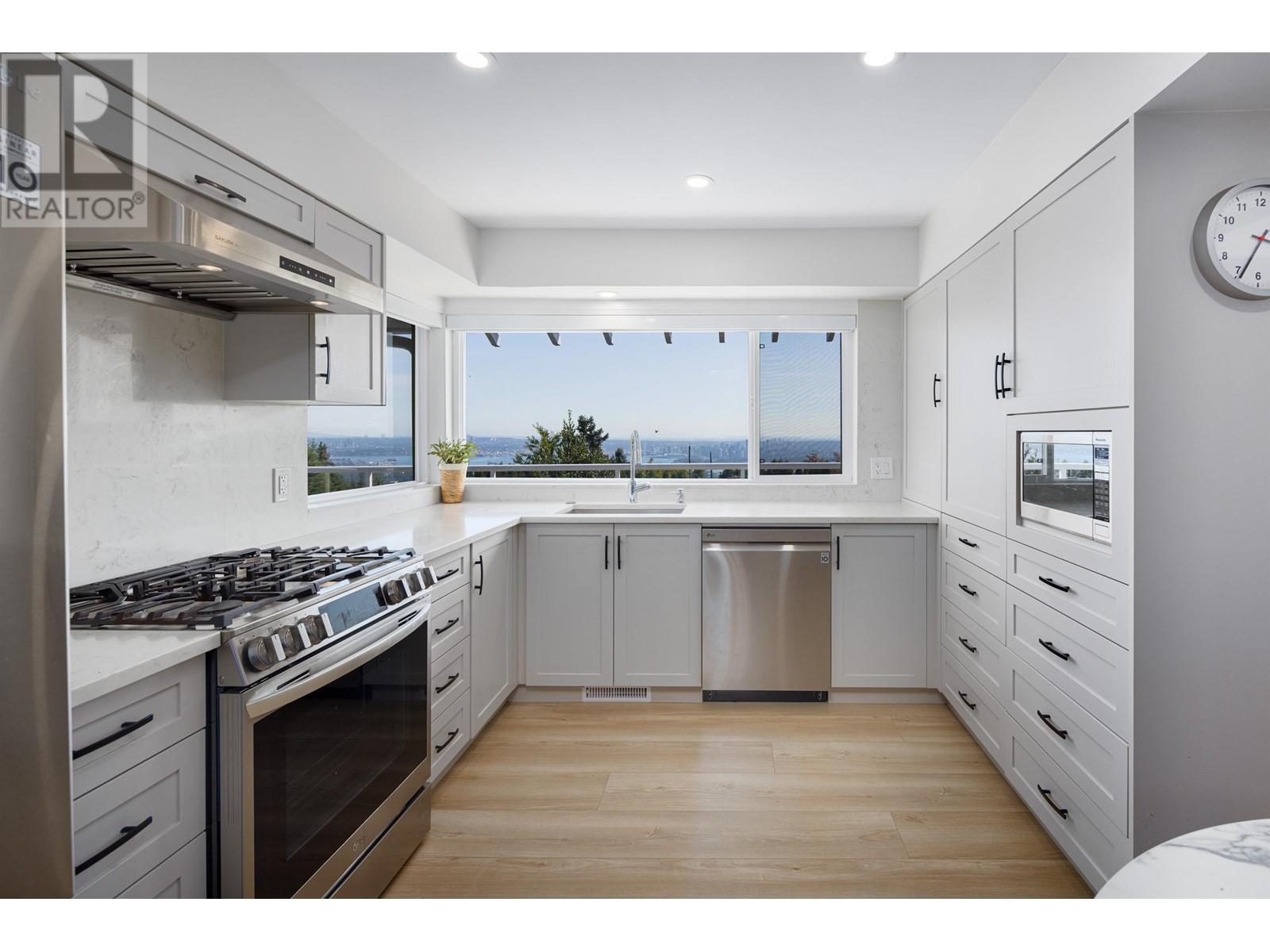 1111 Gilston Road, West Vancouver, British Columbia  V7S 2E7 - Photo 13 - R2812455