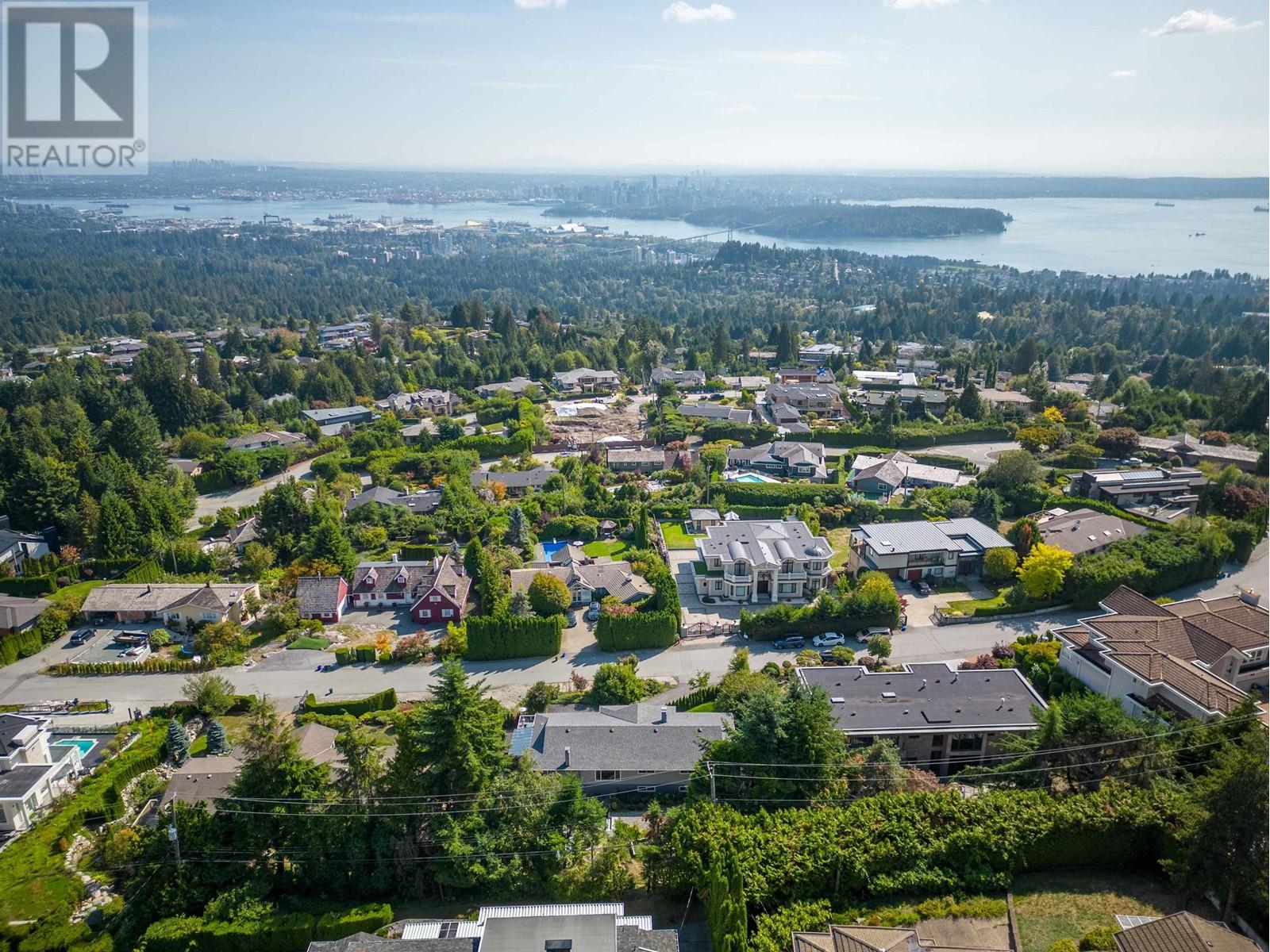1111 Gilston Road, West Vancouver, British Columbia  V7S 2E7 - Photo 36 - R2812455