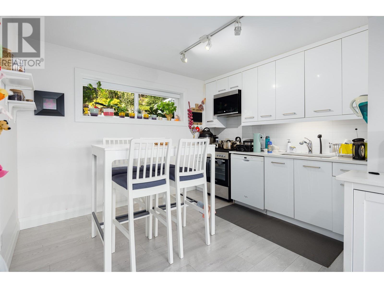 1111 Gilston Road, West Vancouver, British Columbia  V7S 2E7 - Photo 24 - R2812455