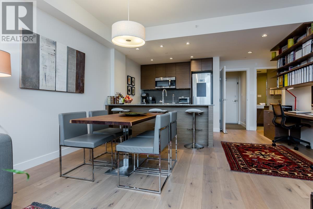 1635 Eastern Avenue, North Vancouver, British Columbia  V7L 0C4 - Photo 5 - R2813581