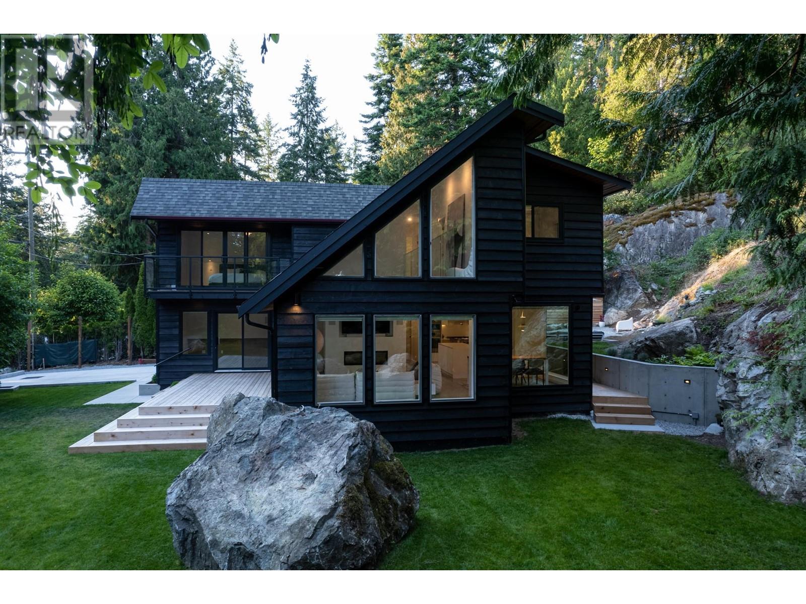 8590 Redrooffs Road, Halfmoon Bay, British Columbia  V7Z 1A9 - Photo 1 - R2813579