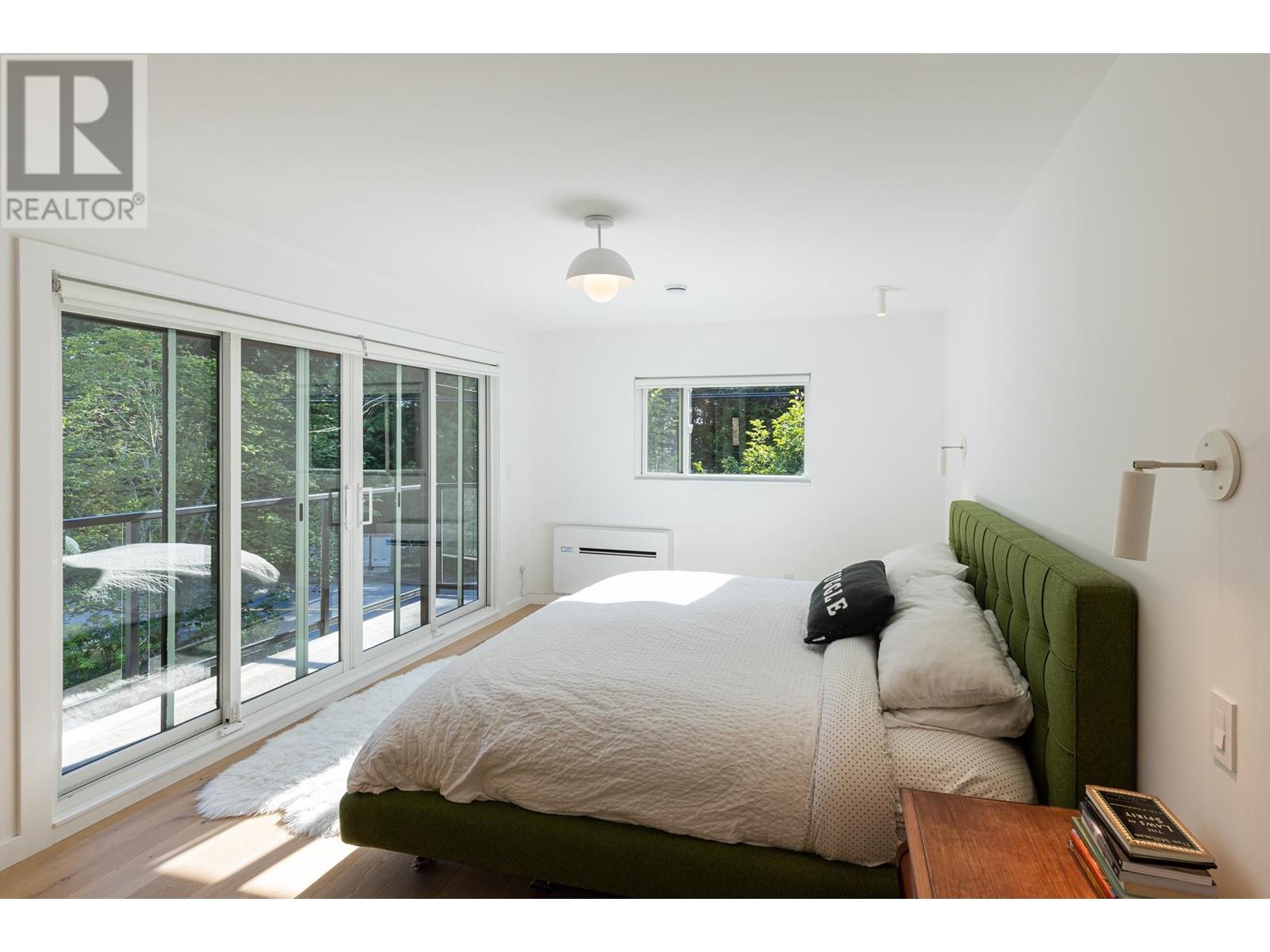 8590 Redrooffs Road, Halfmoon Bay, British Columbia  V7Z 1A9 - Photo 27 - R2813579