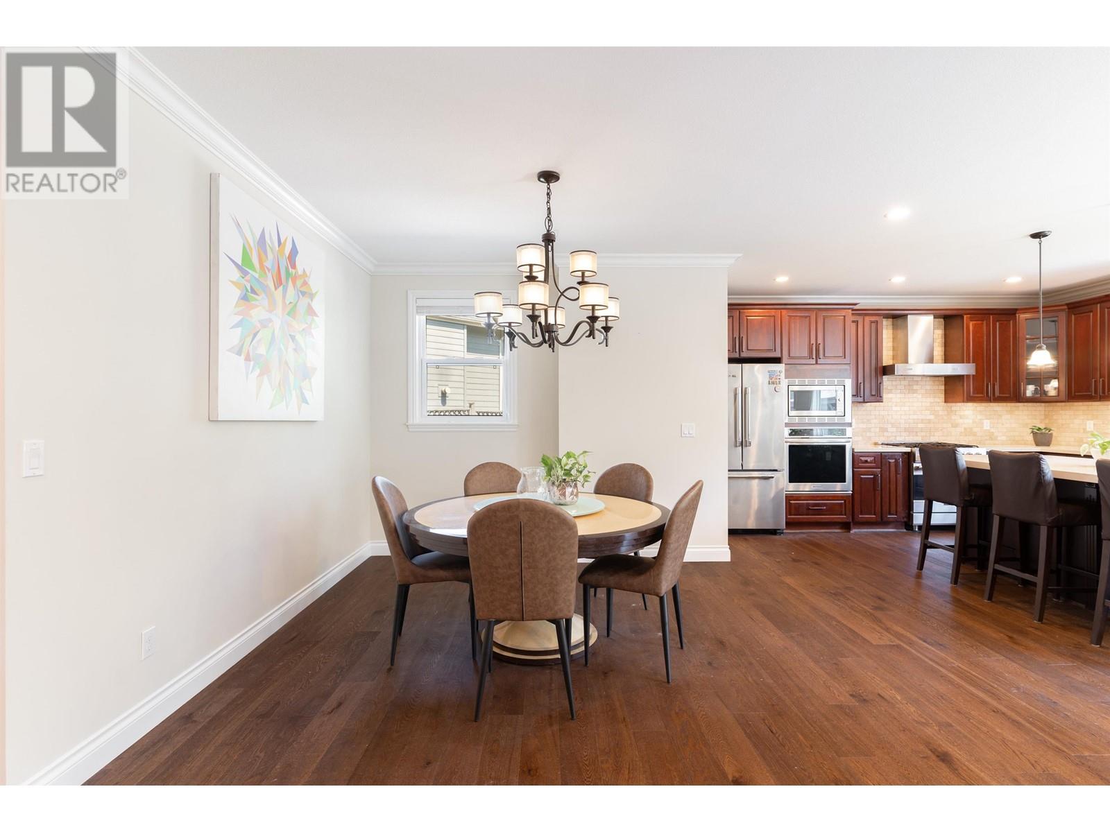 7566 Greenwood Street, Burnaby, British Columbia  V5A 1T8 - Photo 4 - R2813476