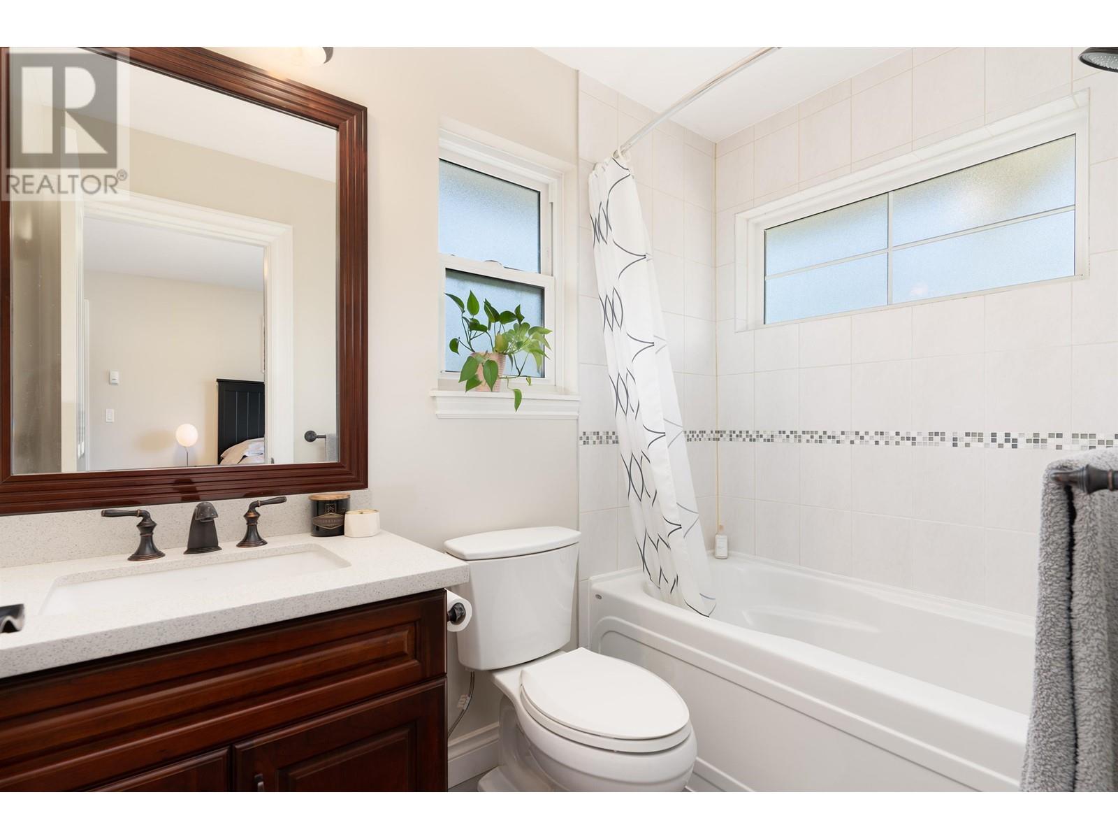 7566 Greenwood Street, Burnaby, British Columbia  V5A 1T8 - Photo 29 - R2813476