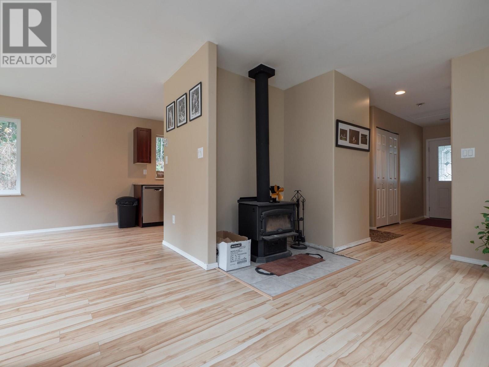 2089 Port Mellon Highway, Gibsons, British Columbia  V0N 1V6 - Photo 10 - R2813665