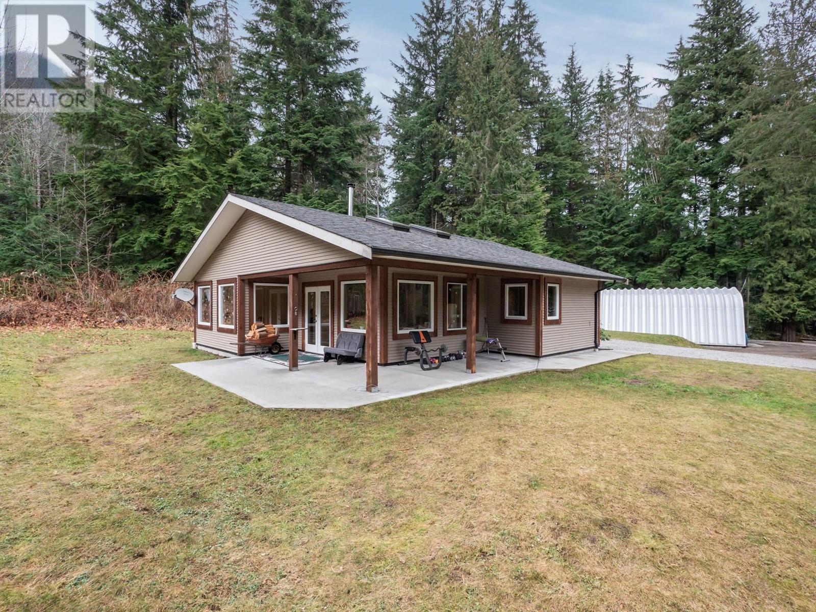 2089 Port Mellon Highway, Gibsons, British Columbia  V0N 1V6 - Photo 16 - R2813665