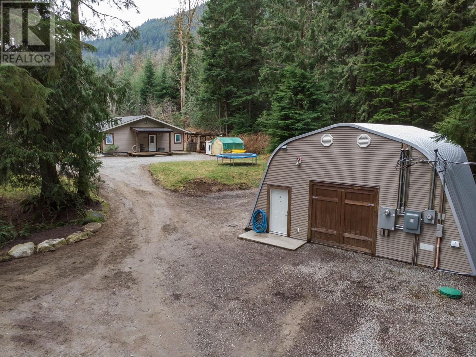 2089 Port Mellon Highway, Gibsons, British Columbia  V0N 1V6 - Photo 20 - R2813665