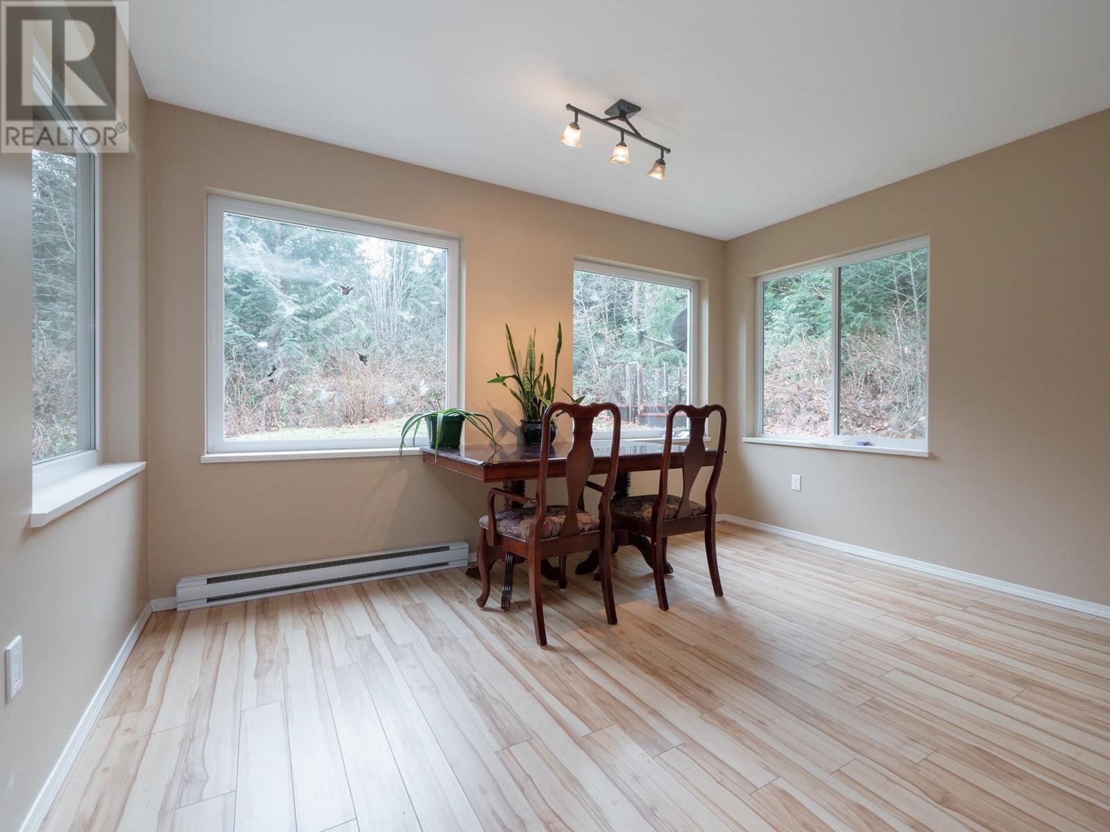 2089 Port Mellon Highway, Gibsons, British Columbia  V0N 1V6 - Photo 9 - R2813665