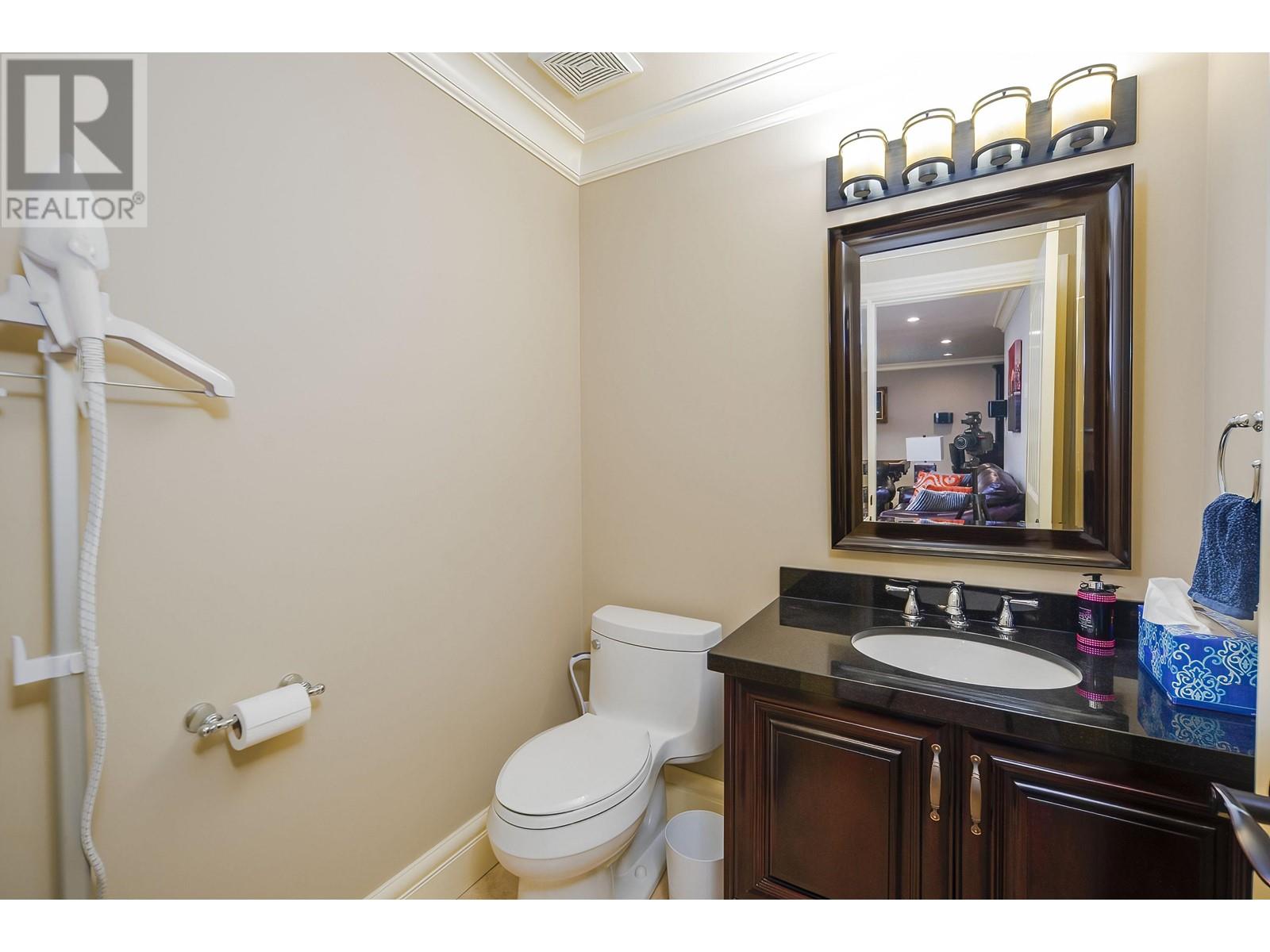 4253 Price Crescent, Burnaby, British Columbia  V5G 2M9 - Photo 33 - R2813611