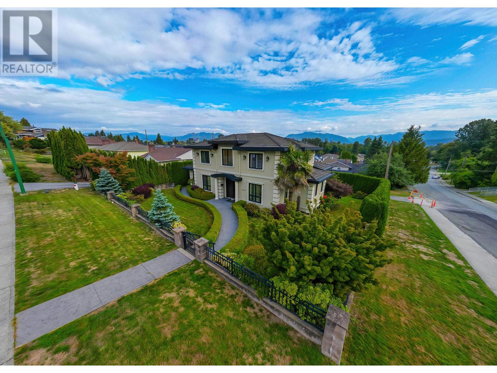 4253 Price Crescent, Burnaby, British Columbia  V5G 2M9 - Photo 38 - R2813611