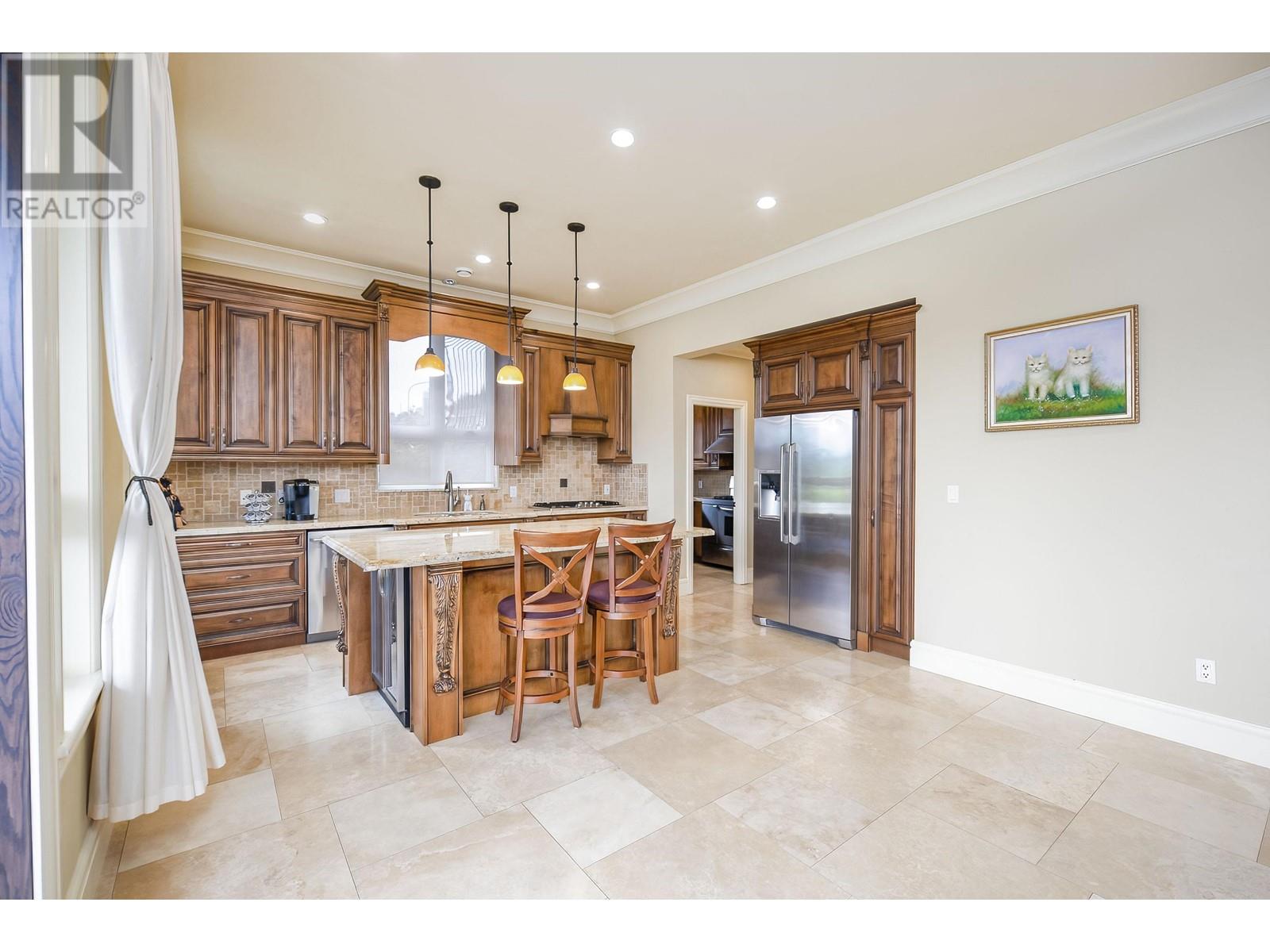 4253 Price Crescent, Burnaby, British Columbia  V5G 2M9 - Photo 8 - R2813611