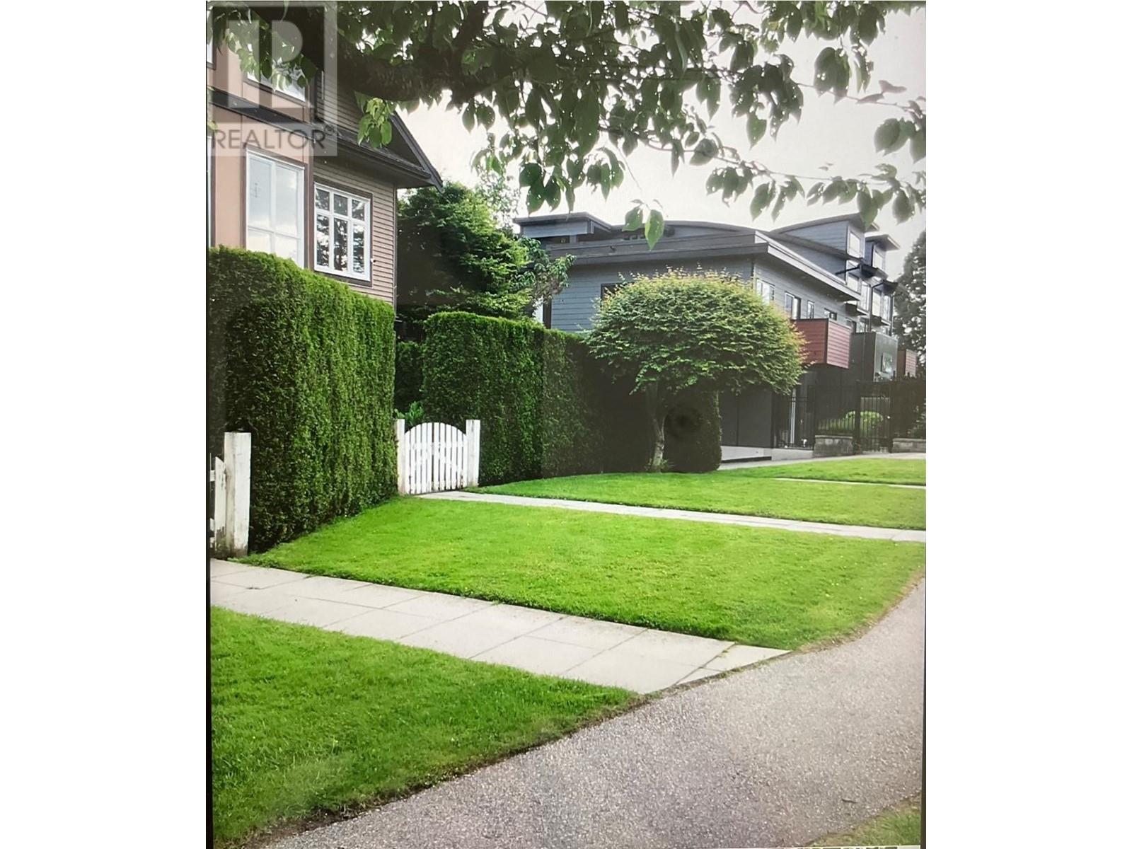 26 6538 Elgin Avenue, Burnaby, British Columbia  V5H 3S6 - Photo 2 - R2811287