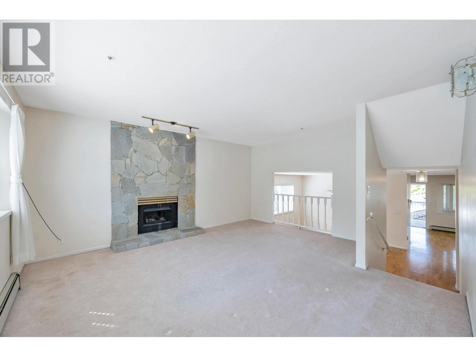 5543 Fleming Street, Vancouver, British Columbia  V5P 3G1 - Photo 4 - R2813469