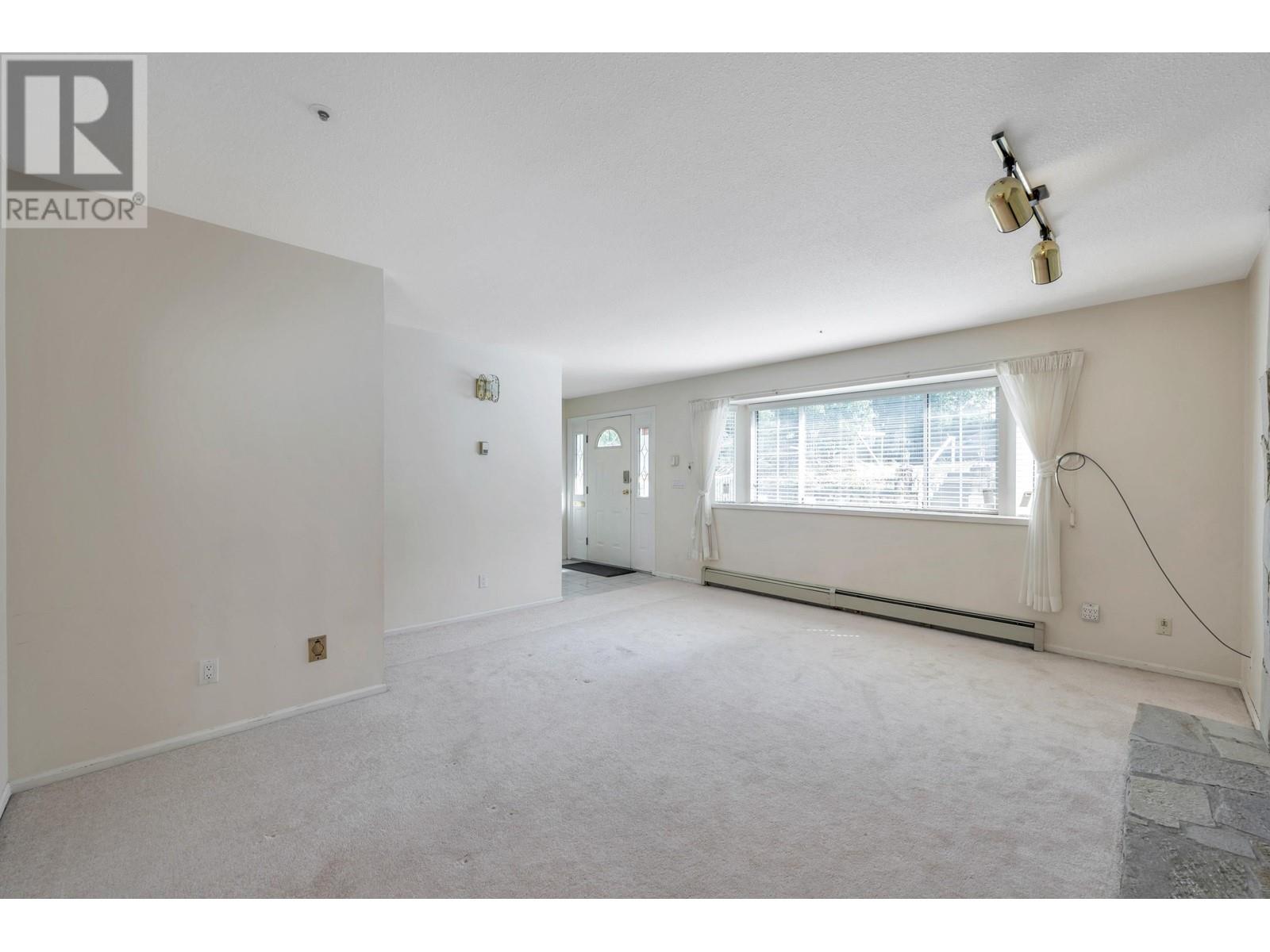 5543 Fleming Street, Vancouver, British Columbia  V5P 3G1 - Photo 17 - R2813469