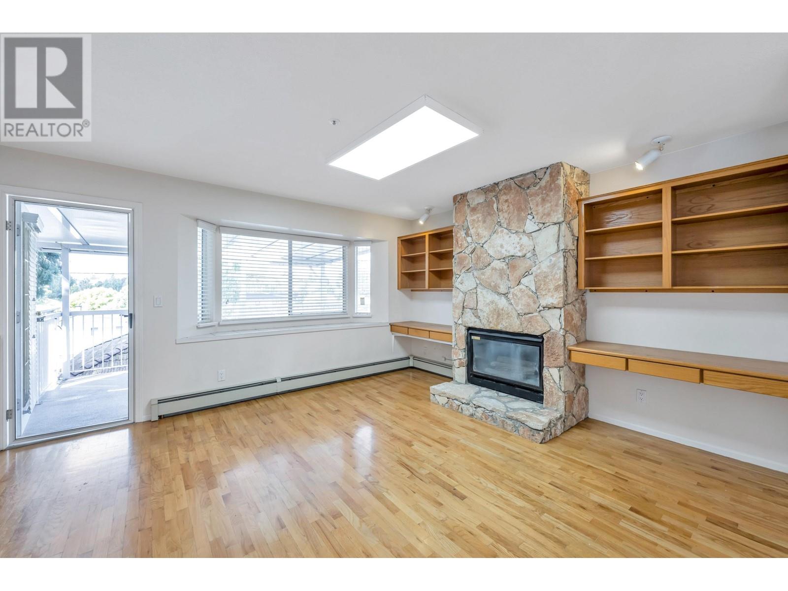 5543 Fleming Street, Vancouver, British Columbia  V5P 3G1 - Photo 6 - R2813469