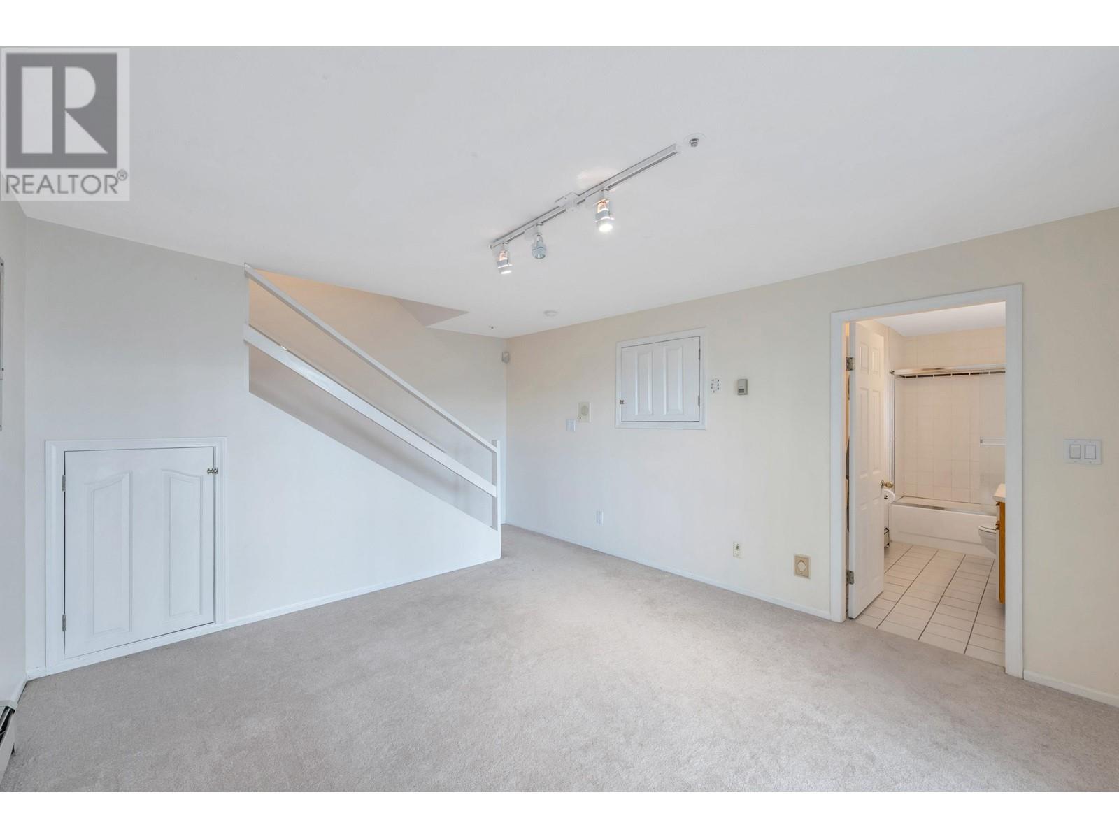 5543 Fleming Street, Vancouver, British Columbia  V5P 3G1 - Photo 35 - R2813469