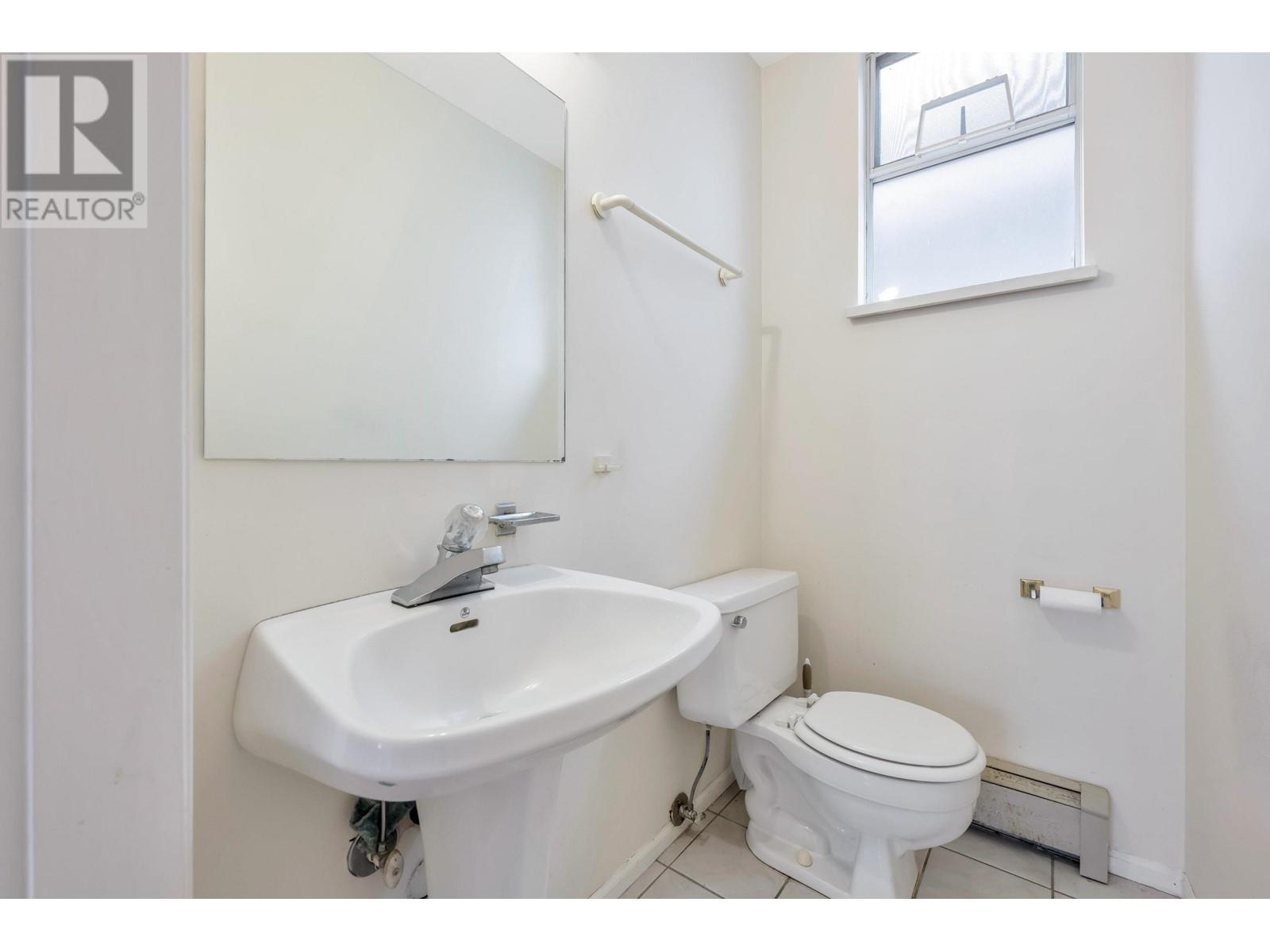 5543 Fleming Street, Vancouver, British Columbia  V5P 3G1 - Photo 26 - R2813469