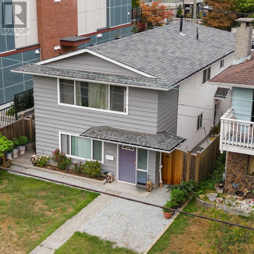 2363 HAWTHORNE AVENUE, port coquitlam, British Columbia