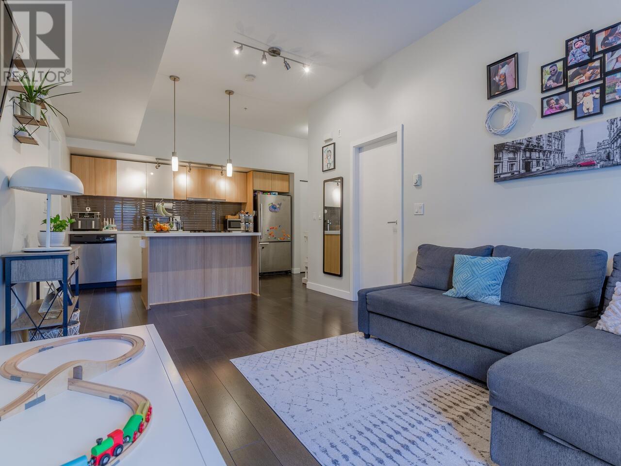 102 618 Langside Avenue, Coquitlam, British Columbia  V3J 0B8 - Photo 4 - R2813351
