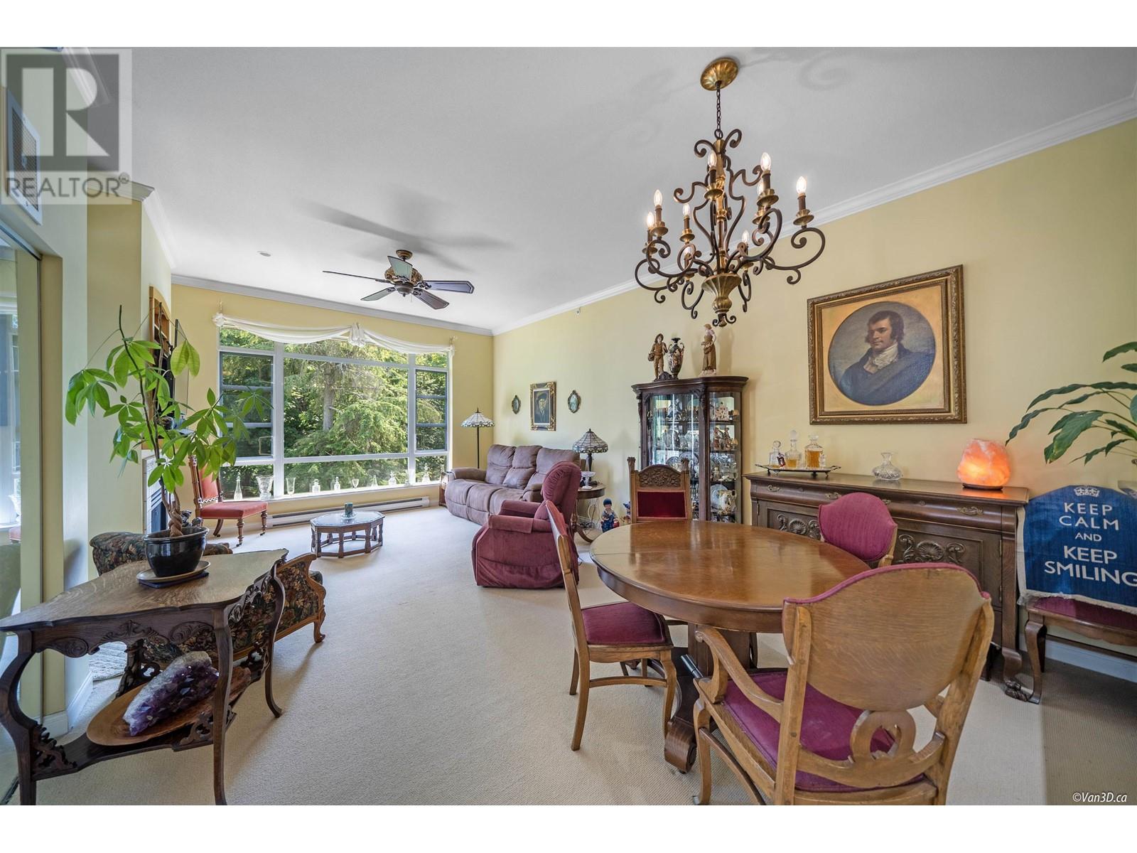 524 3629 DEERCREST DRIVE, north vancouver, British Columbia