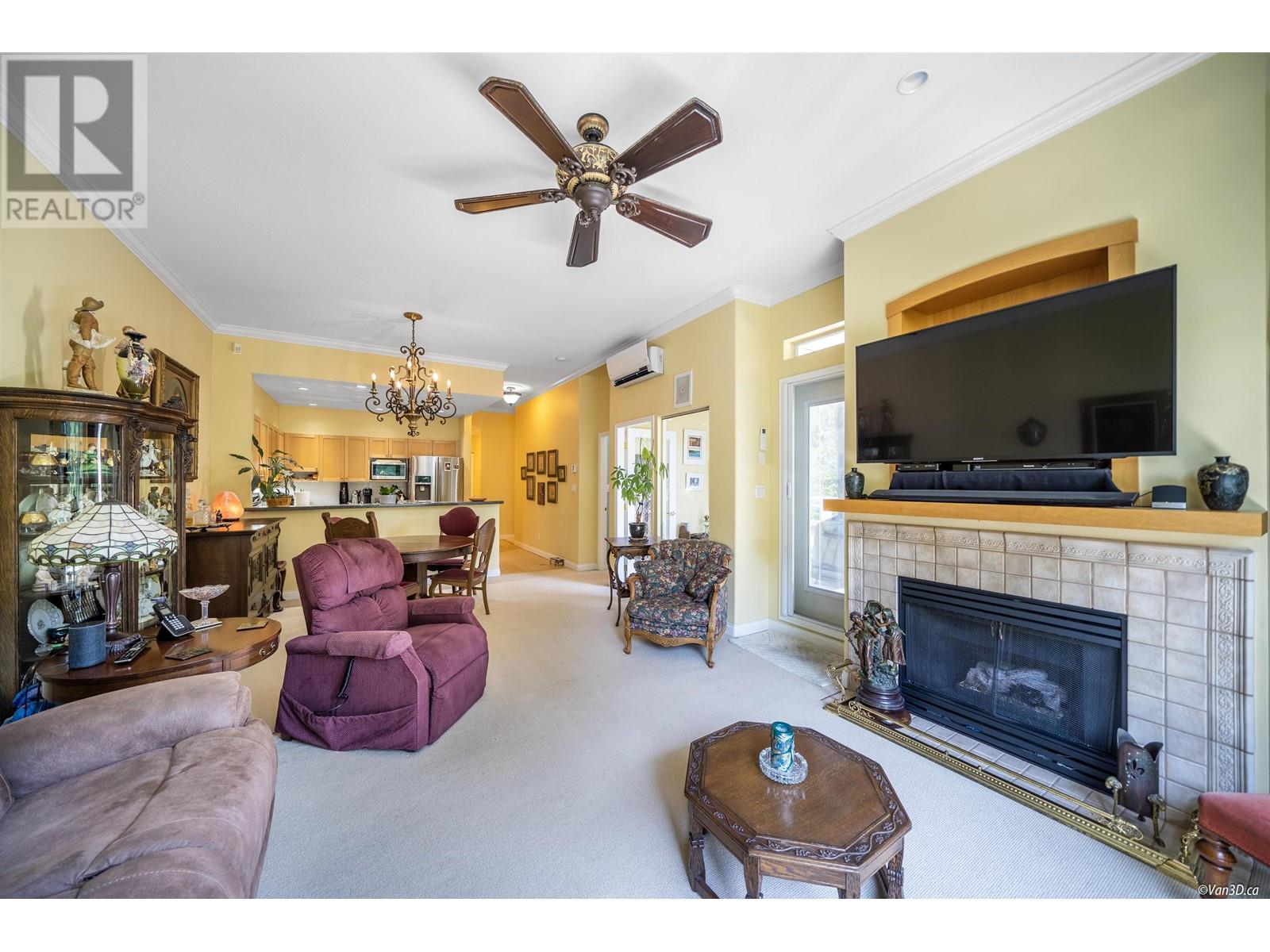 524 3629 Deercrest Drive, North Vancouver, British Columbia  V7G 2S9 - Photo 11 - R2813688