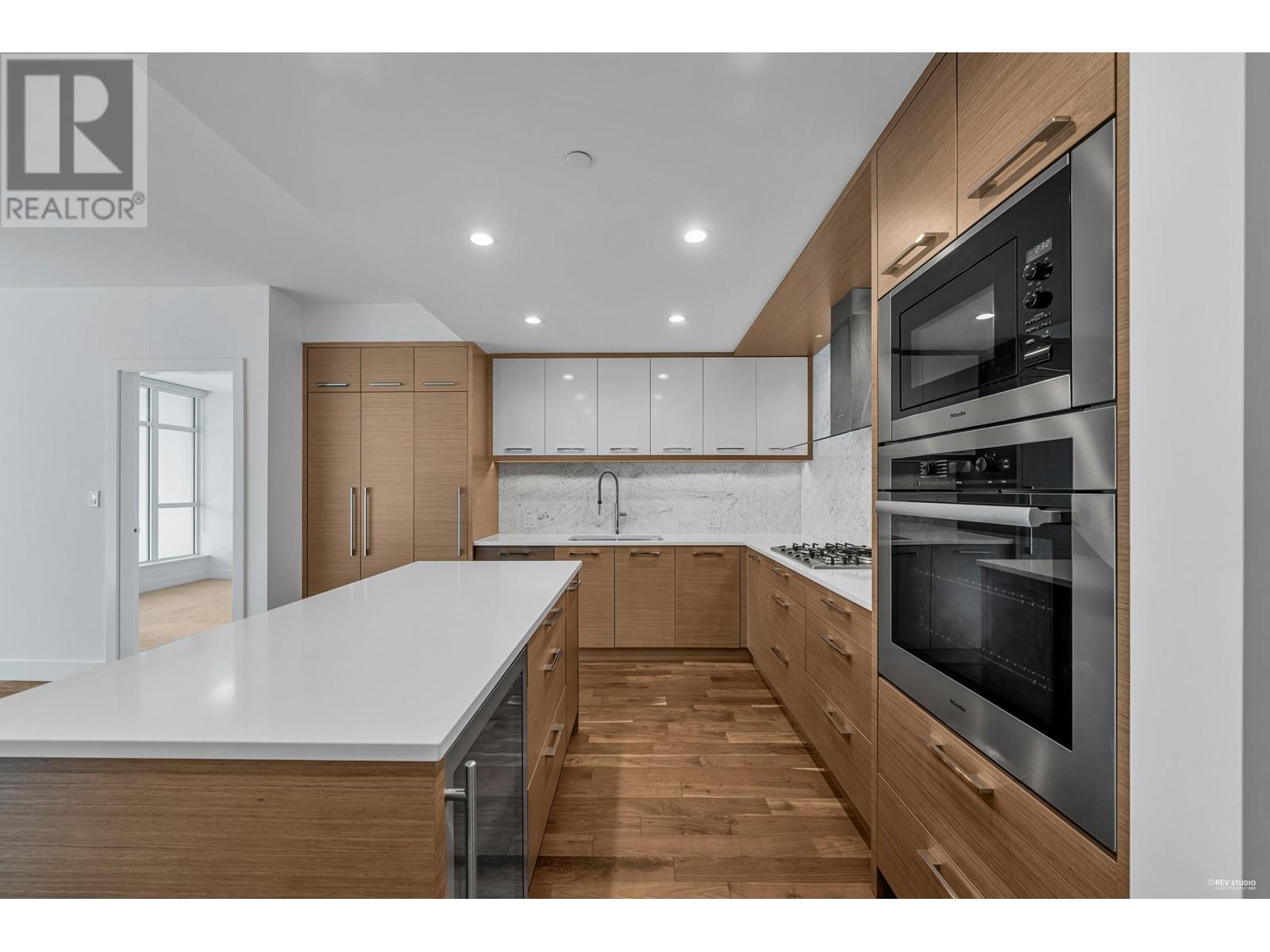 905 4360 Beresford Street, Burnaby, British Columbia  V5H 0G2 - Photo 5 - R2813265