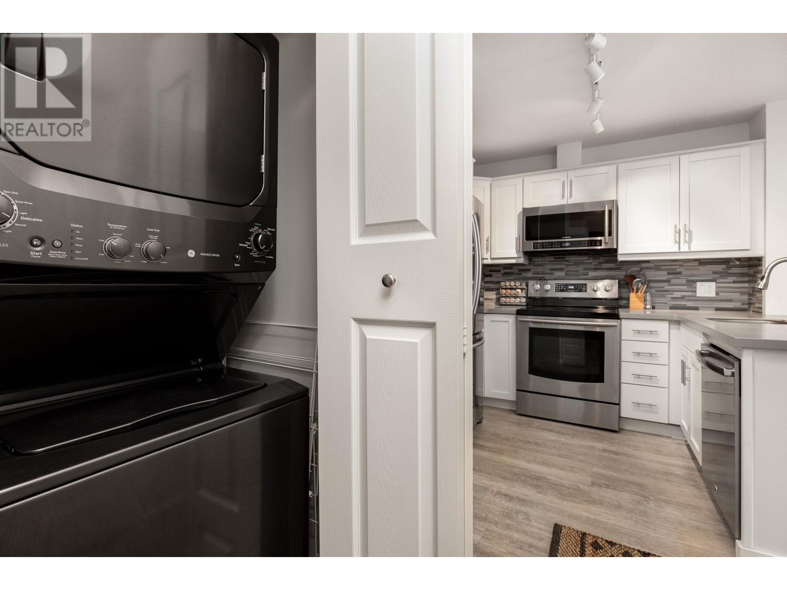 302 7331 Arbutus Street, Pemberton, British Columbia  V0N 2L1 - Photo 10 - R2813690