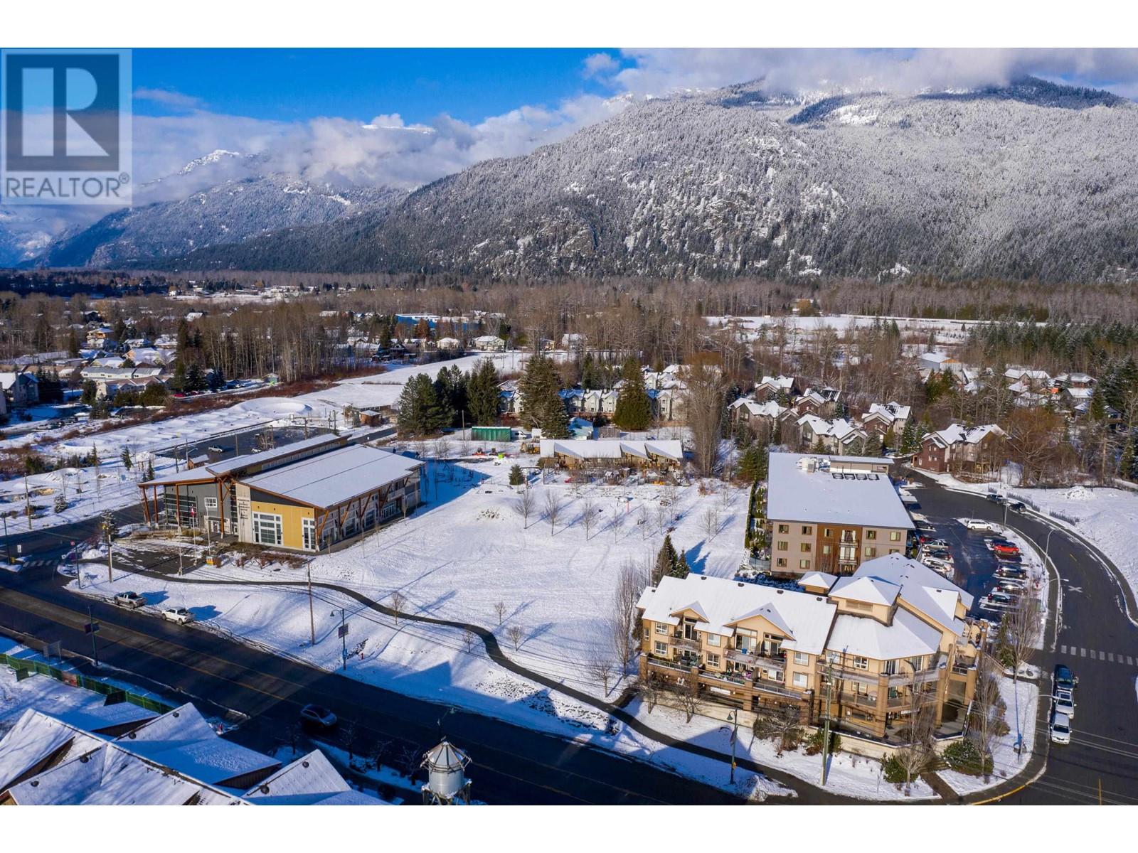 302 7331 Arbutus Street, Pemberton, British Columbia  V0N 2L1 - Photo 20 - R2813690