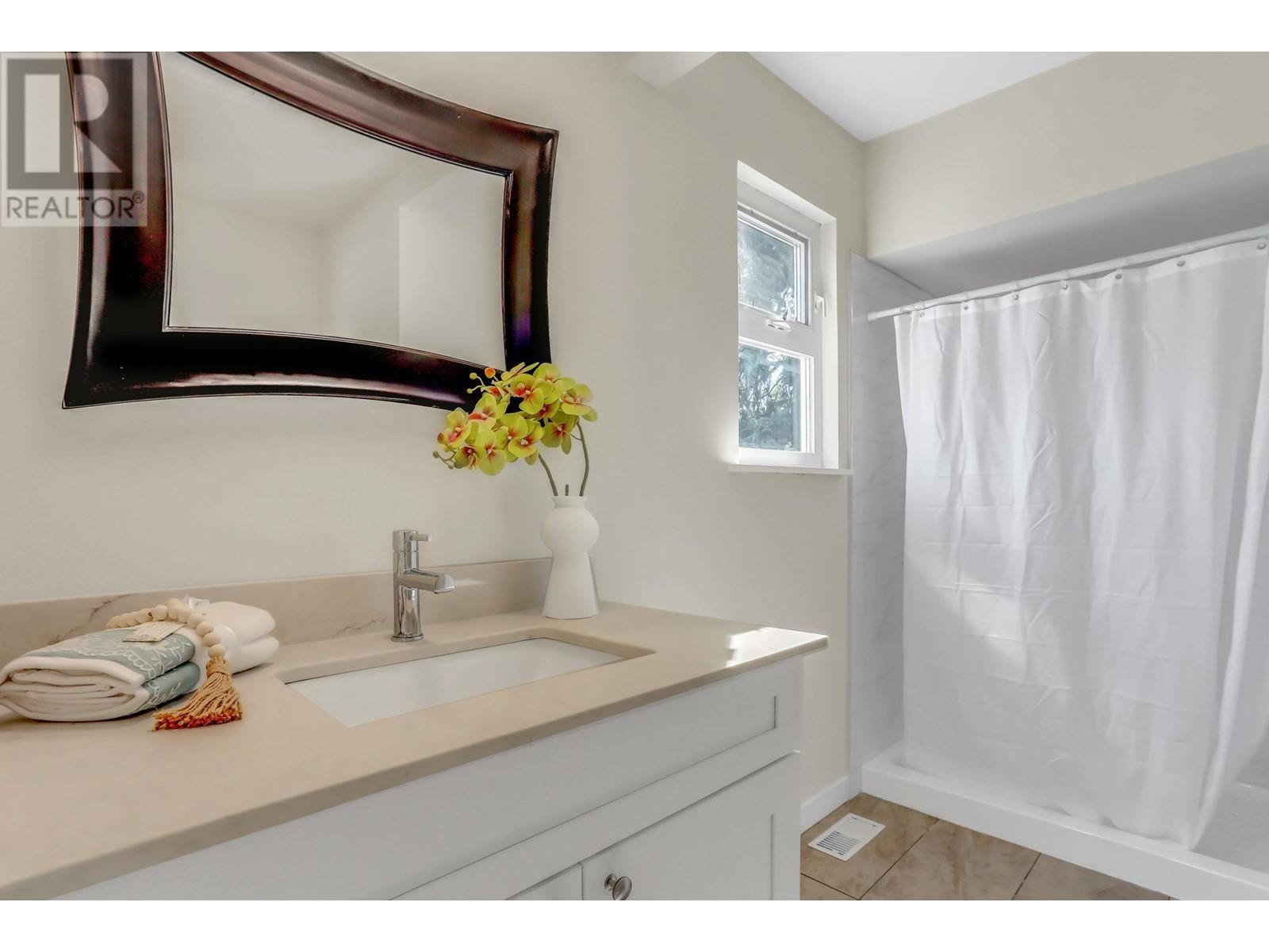 4670 48b Street, Delta, British Columbia  V4K 2R8 - Photo 10 - R2813635