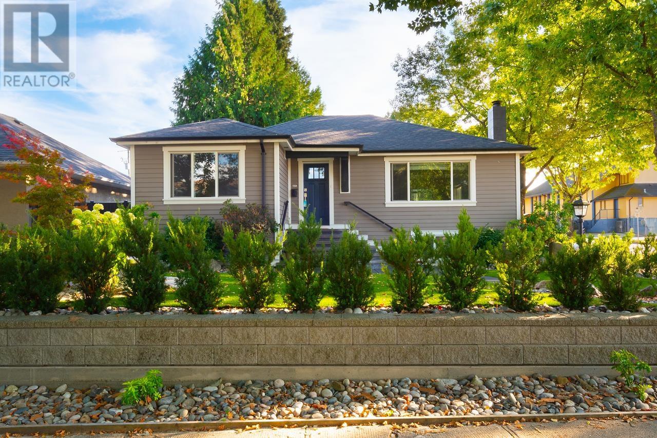 3904 Triumph Street, Burnaby, British Columbia  V5C 1Y8 - Photo 10 - R2813704