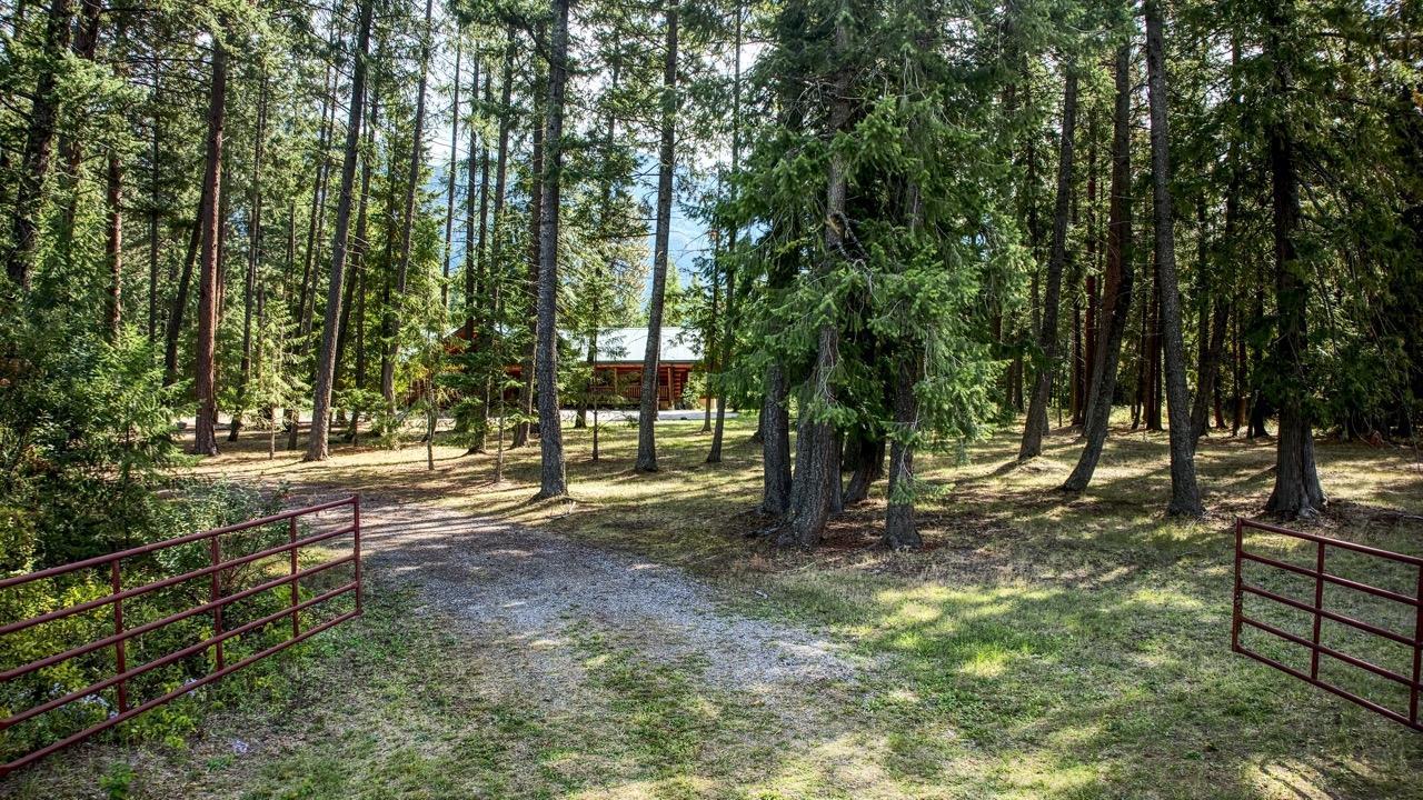 3775 Sylvester Road, Creston, British Columbia  V0B 1G1 - Photo 36 - 2473158