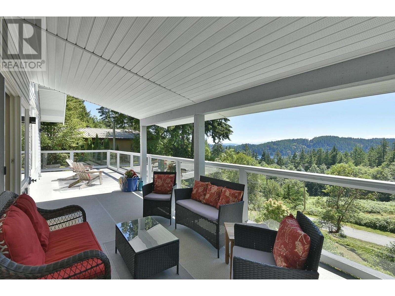 4683 HOTEL LAKE ROAD, pender harbour, British Columbia