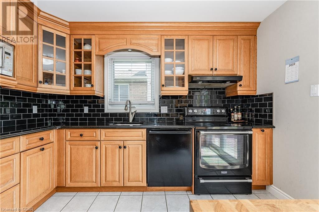 96 Pinnacle Crescent, Guelph, Ontario  N1K 1P5 - Photo 4 - 40480475