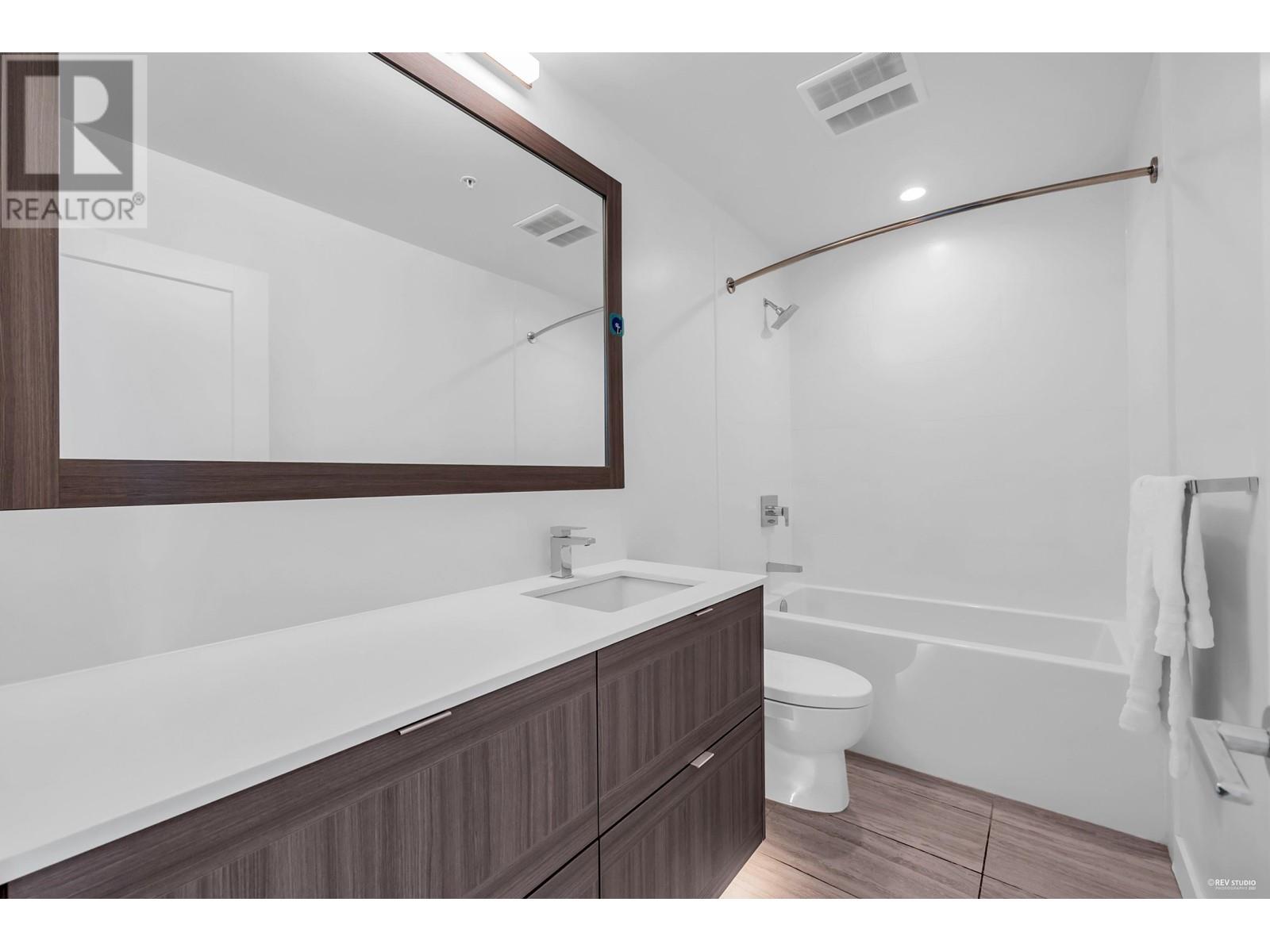 Th302 2351 Beta Avenue, Burnaby, British Columbia  V5C 0M2 - Photo 12 - R2807489