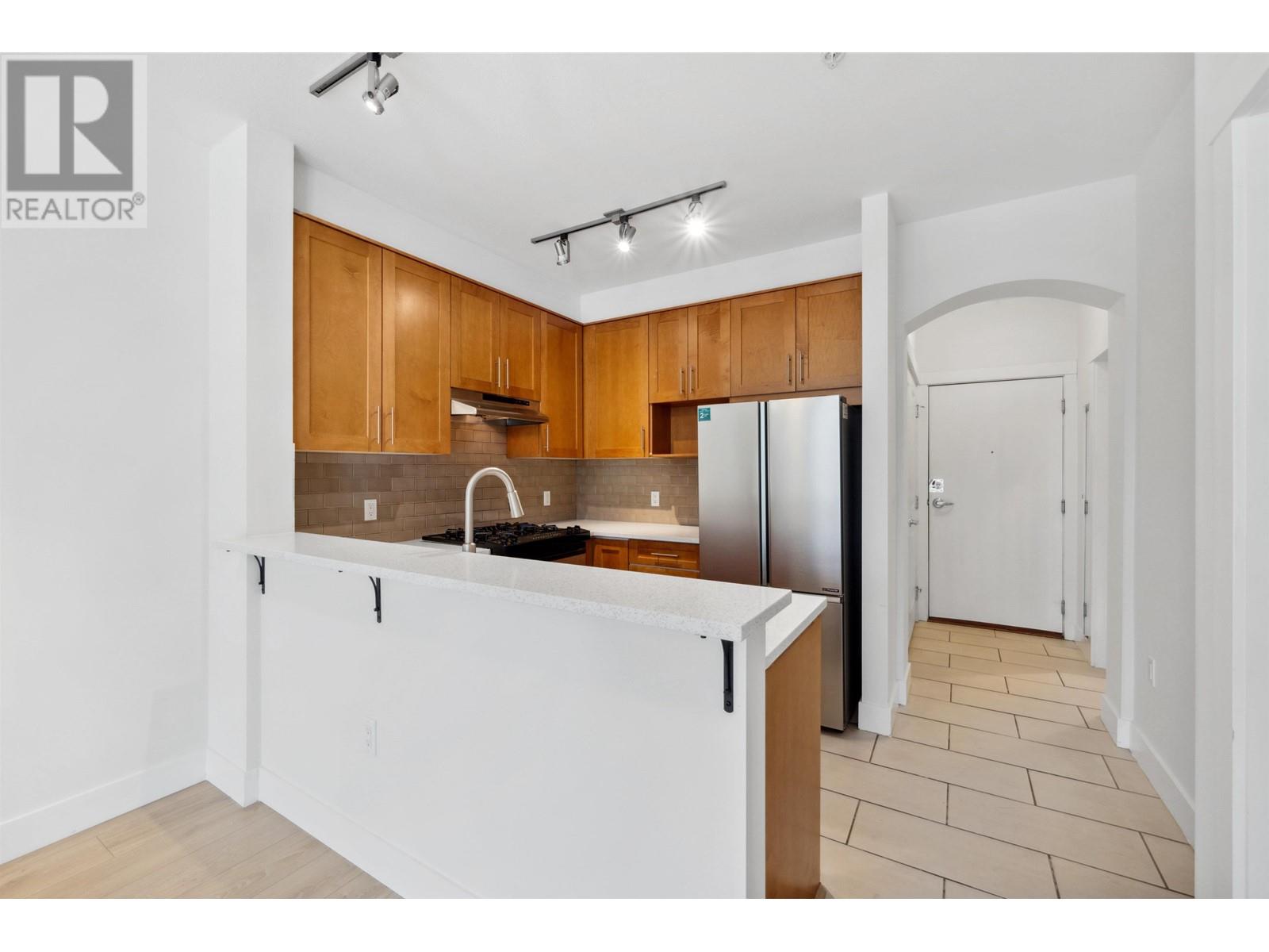 308 2083 W 33rd Avenue, Vancouver, British Columbia  V6M 4M6 - Photo 3 - R2805716