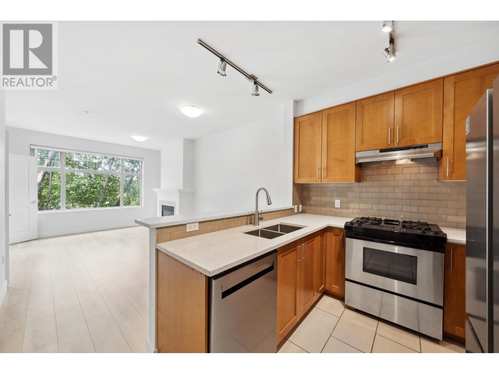308 2083 W 33rd Avenue, Vancouver, British Columbia  V6M 4M6 - Photo 2 - R2805716