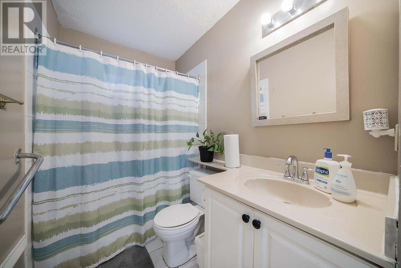 3681 Adanac Street, Vancouver, British Columbia  V5K 2P7 - Photo 25 - R2813582