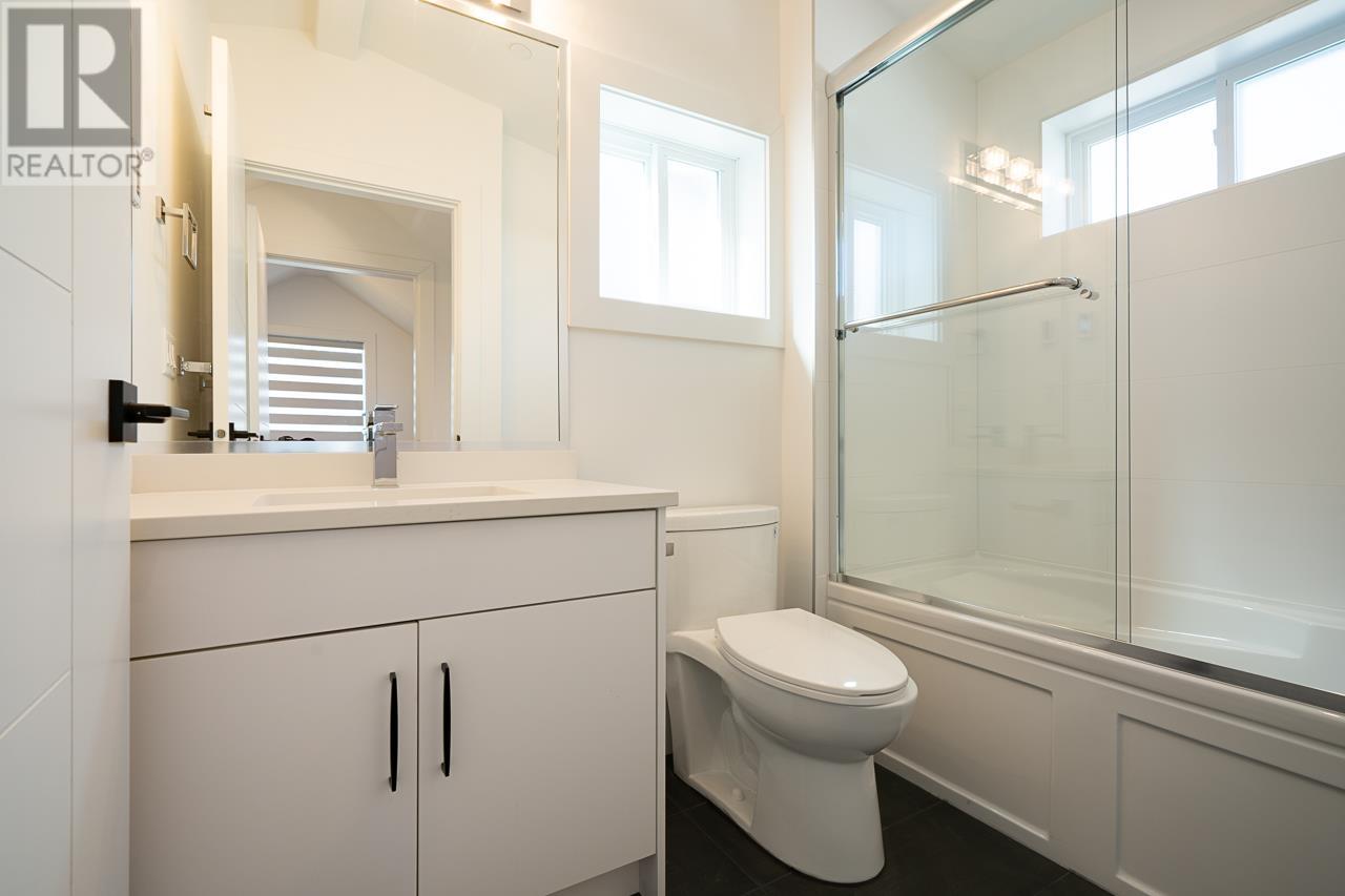 2483 E 6th Avenue, Vancouver, British Columbia  V5M 1P9 - Photo 37 - R2812651
