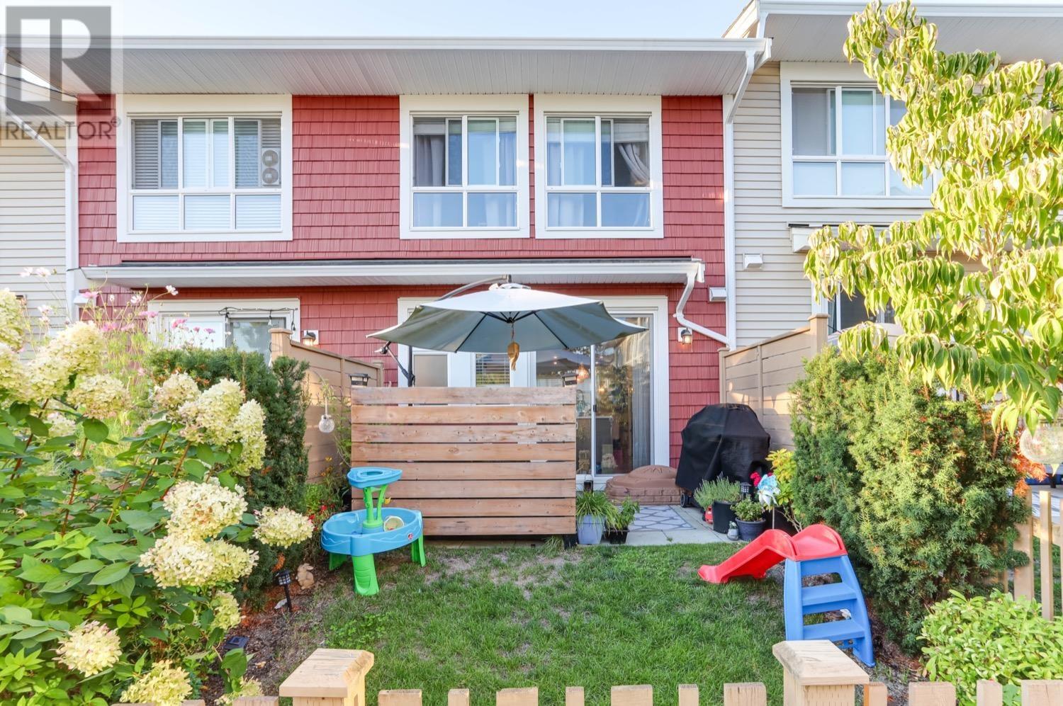 10 24108 104 Avenue, Maple Ridge, British Columbia  V2W 0J5 - Photo 3 - R2812745