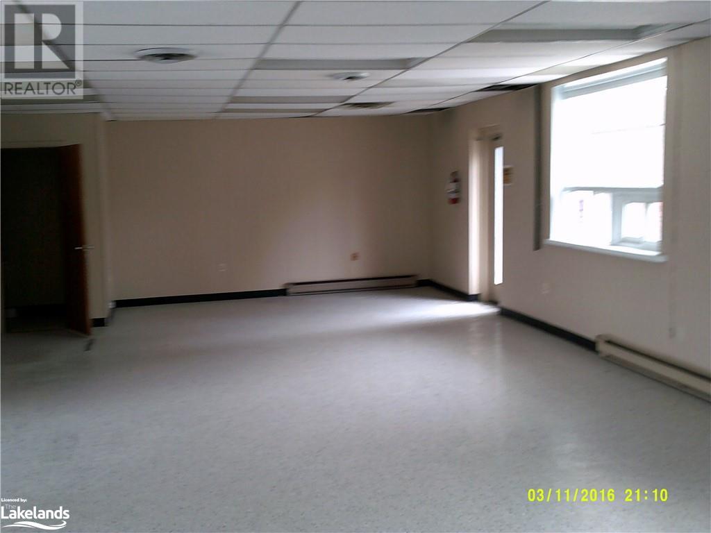 108 Main Street E, Huntsville, Ontario  P1H 1K6 - Photo 4 - 40480677
