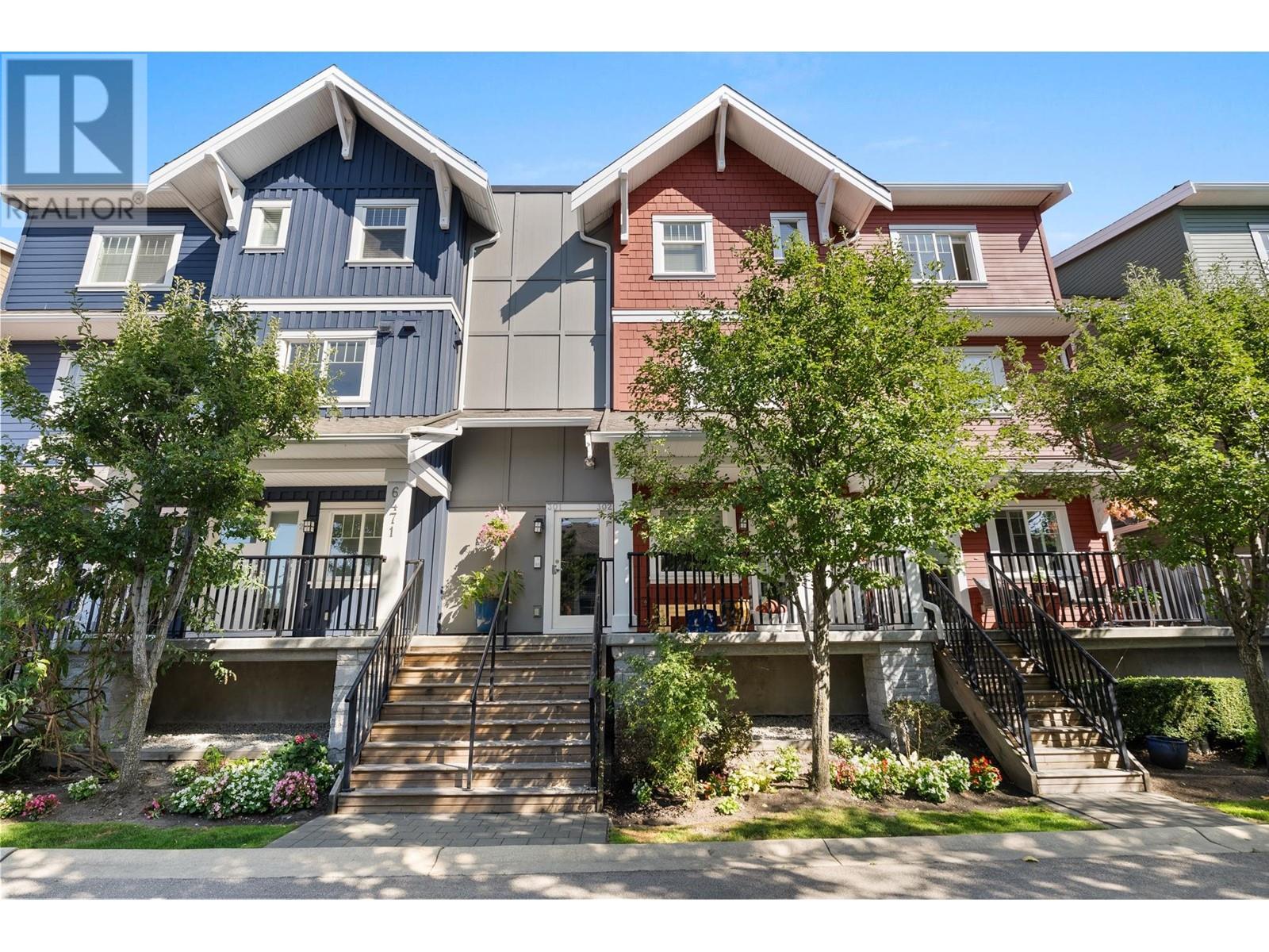 302 6471 Princess Lane, Richmond, British Columbia  V7E 6R7 - Photo 4 - R2812488