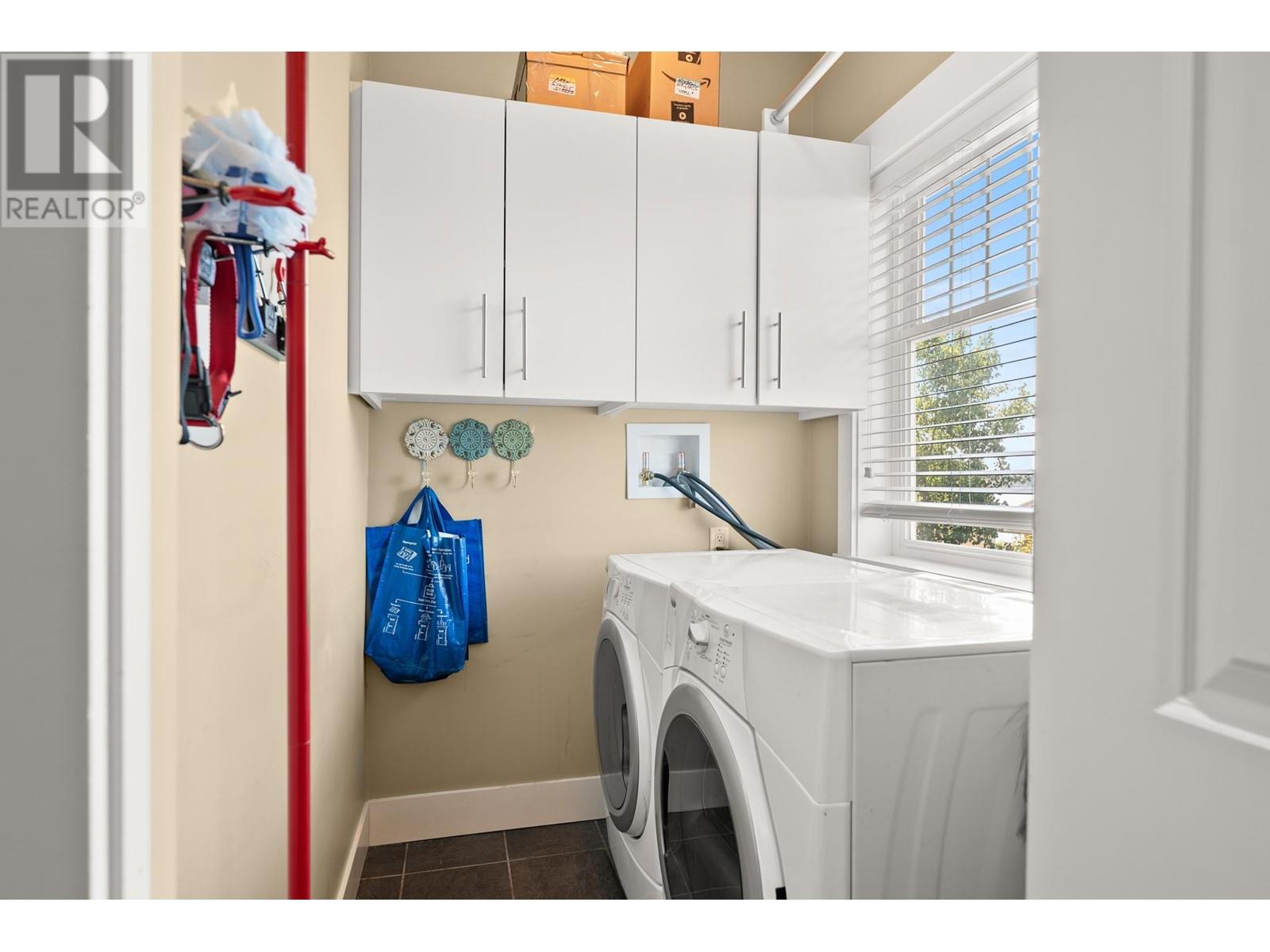 302 6471 Princess Lane, Richmond, British Columbia  V7E 6R7 - Photo 32 - R2812488