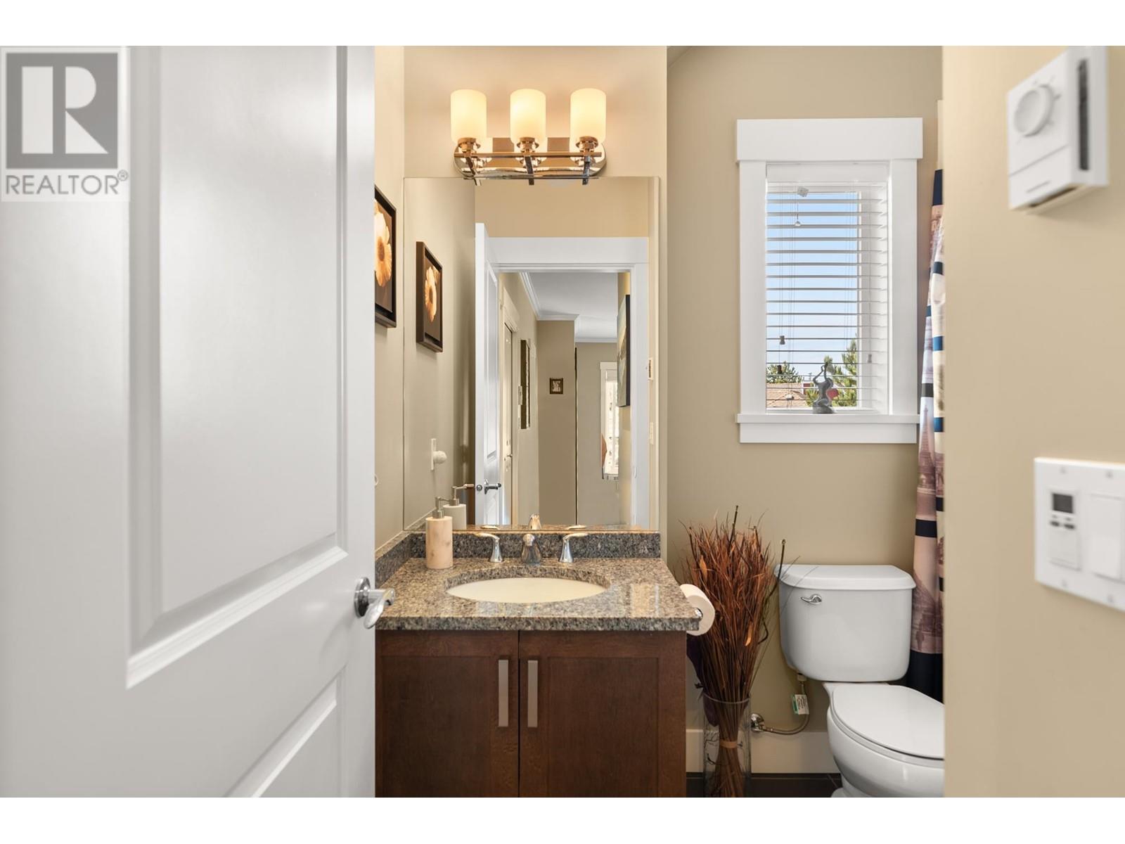302 6471 Princess Lane, Richmond, British Columbia  V7E 6R7 - Photo 28 - R2812488