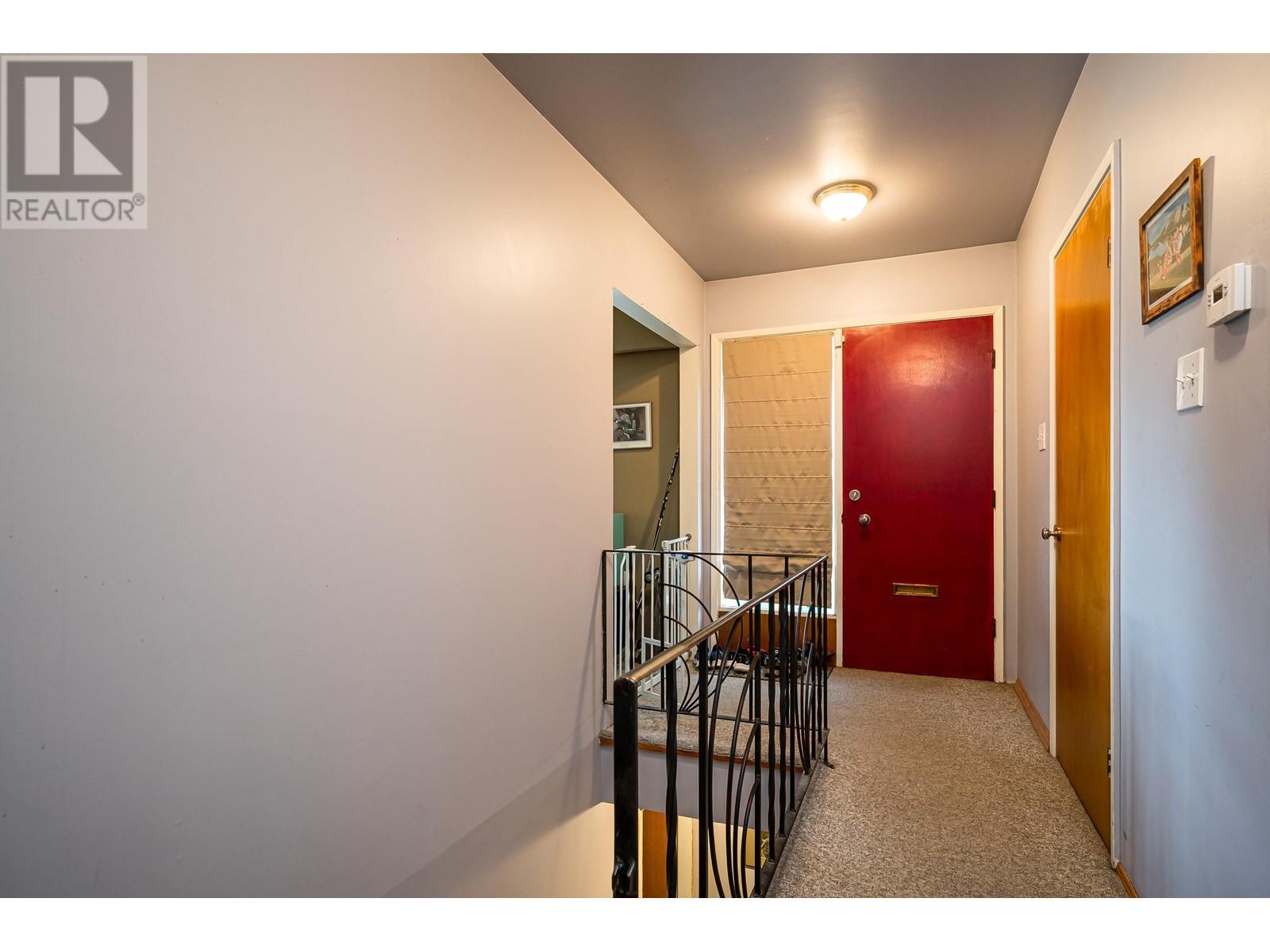 2234 Hawthorne Avenue, Port Coquitlam, British Columbia  V3C 1W6 - Photo 7 - R2812986