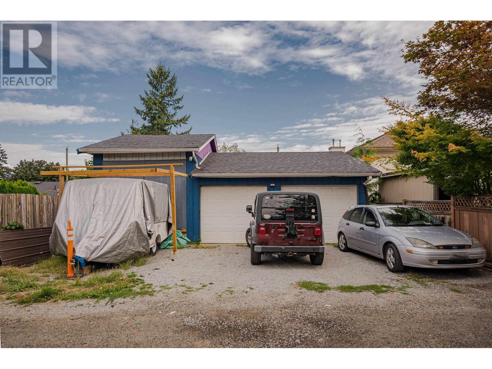 2234 Hawthorne Avenue, Port Coquitlam, British Columbia  V3C 1W6 - Photo 5 - R2812986