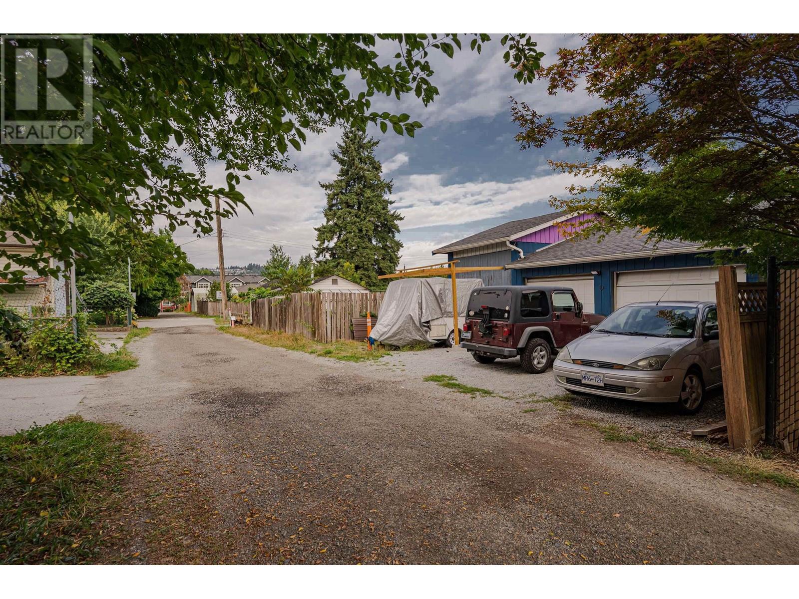 2234 Hawthorne Avenue, Port Coquitlam, British Columbia  V3C 1W6 - Photo 20 - R2812986