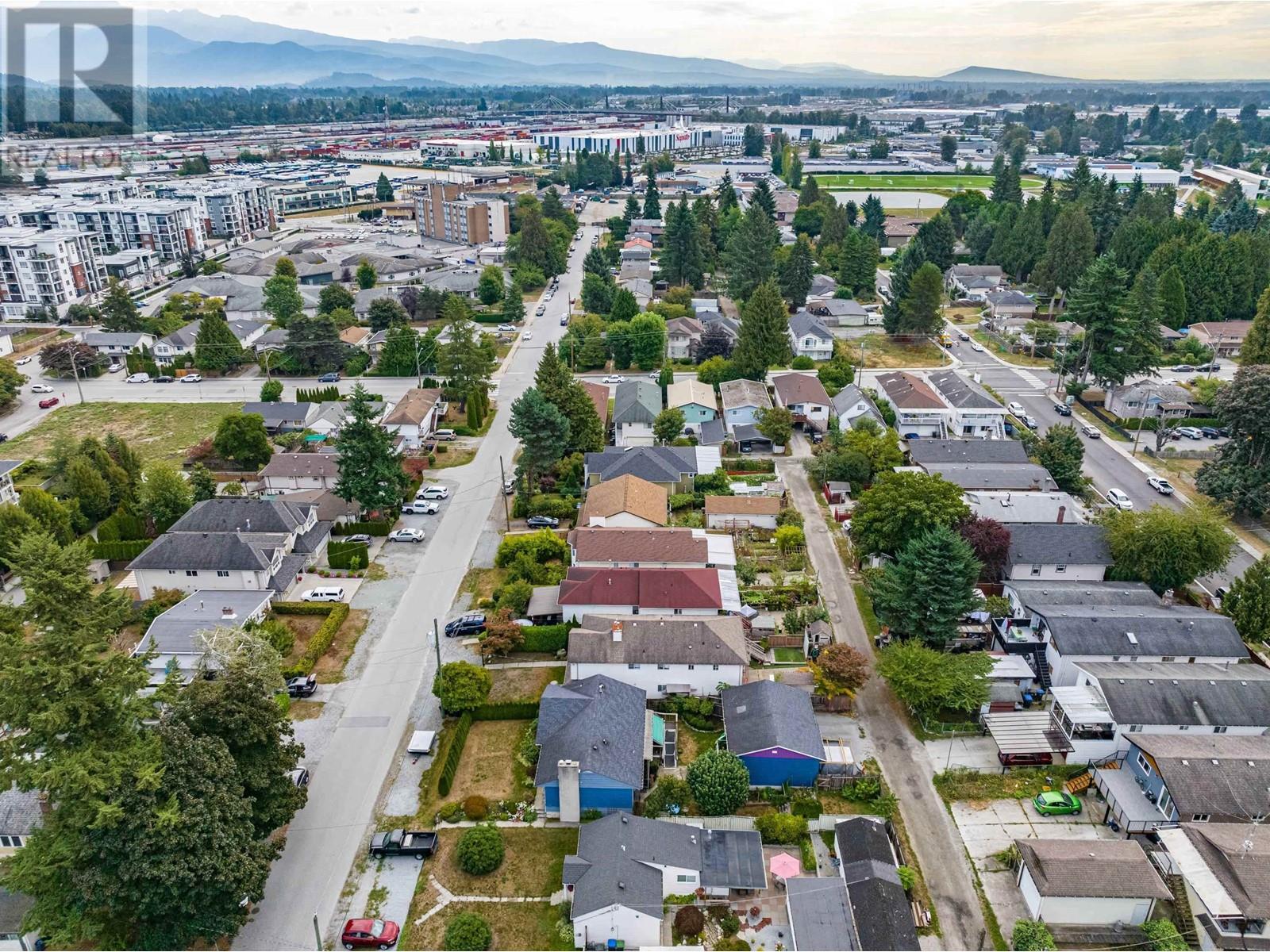 2234 Hawthorne Avenue, Port Coquitlam, British Columbia  V3C 1W6 - Photo 34 - R2812986