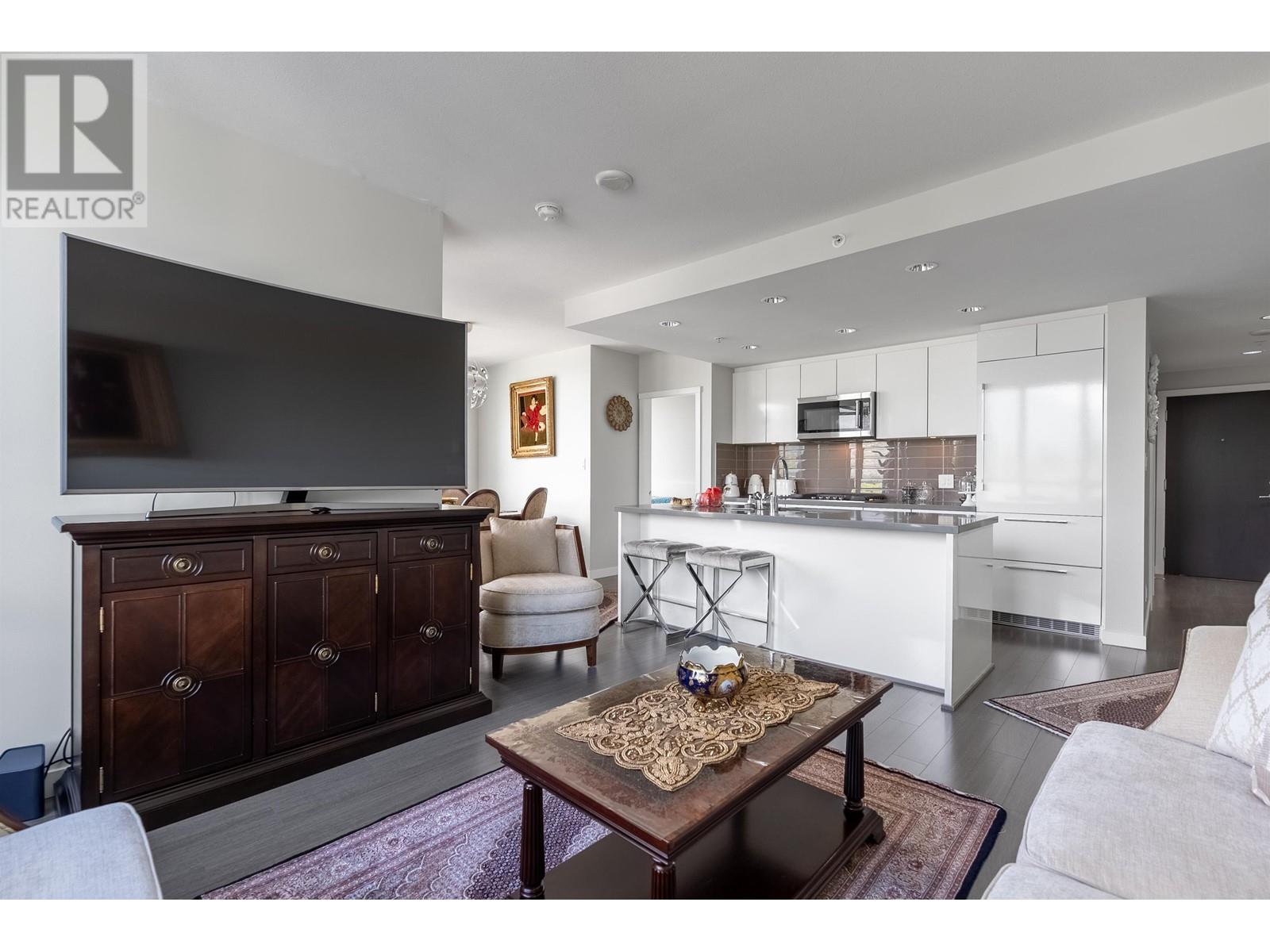 901 3093 Windsor Gate, Coquitlam, British Columbia  V3B 0N2 - Photo 10 - R2813765