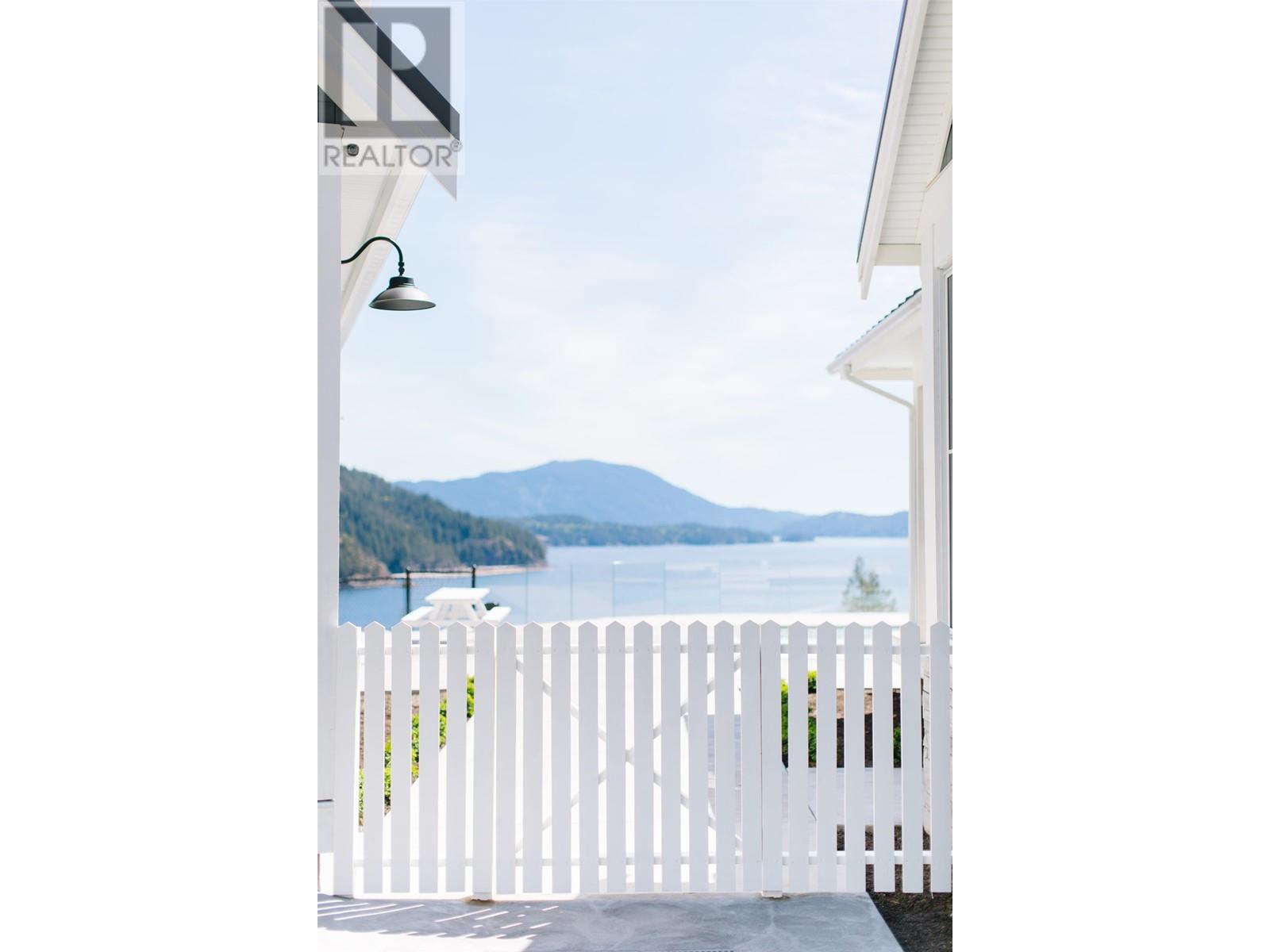165 Witherby Road, Gibsons, British Columbia  V0N 1V6 - Photo 17 - R2813846